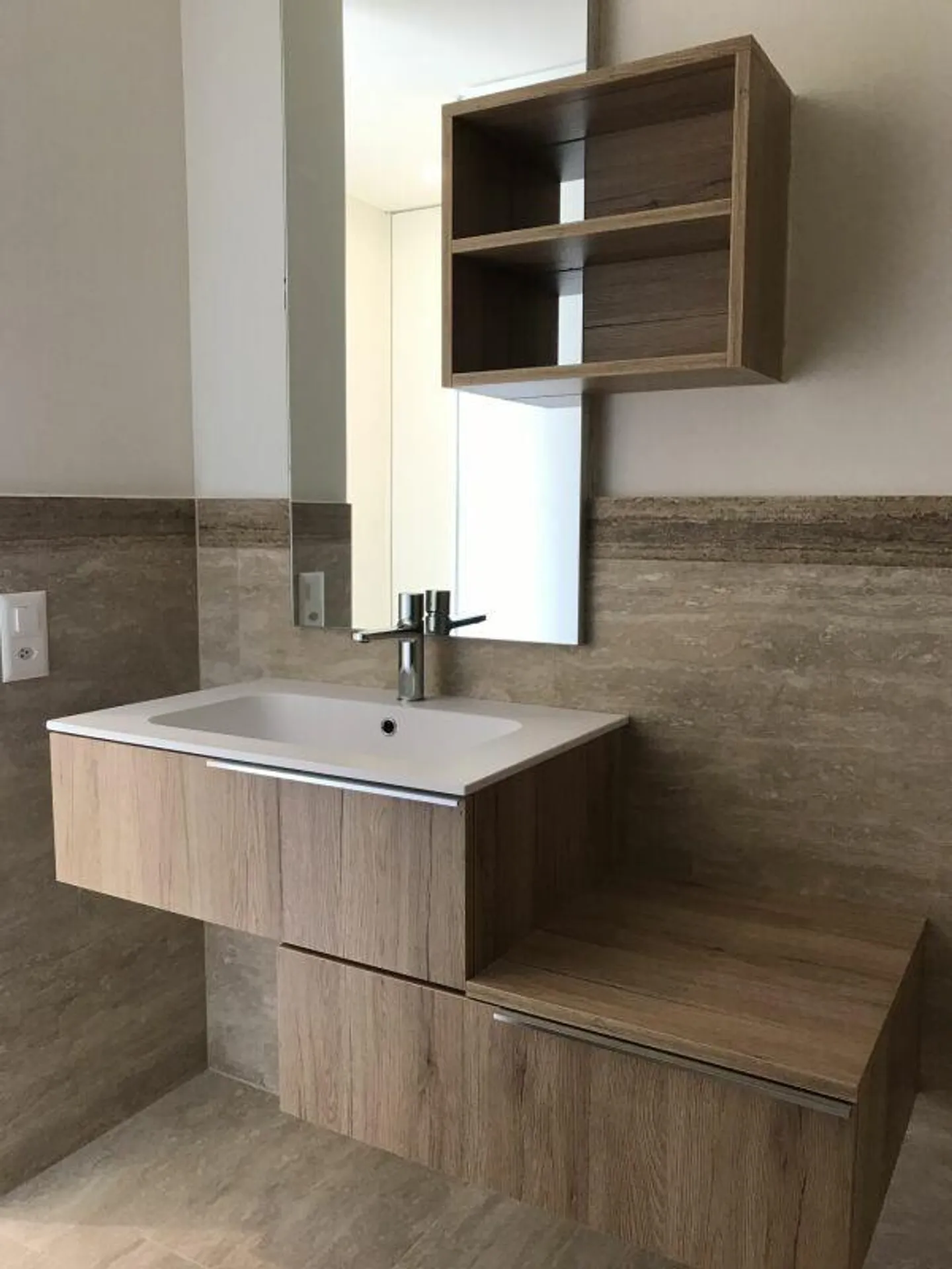 3.5-ROOM APARTMENT WITH UNMATCHED LAKE VIEW - Photo 24 of 30