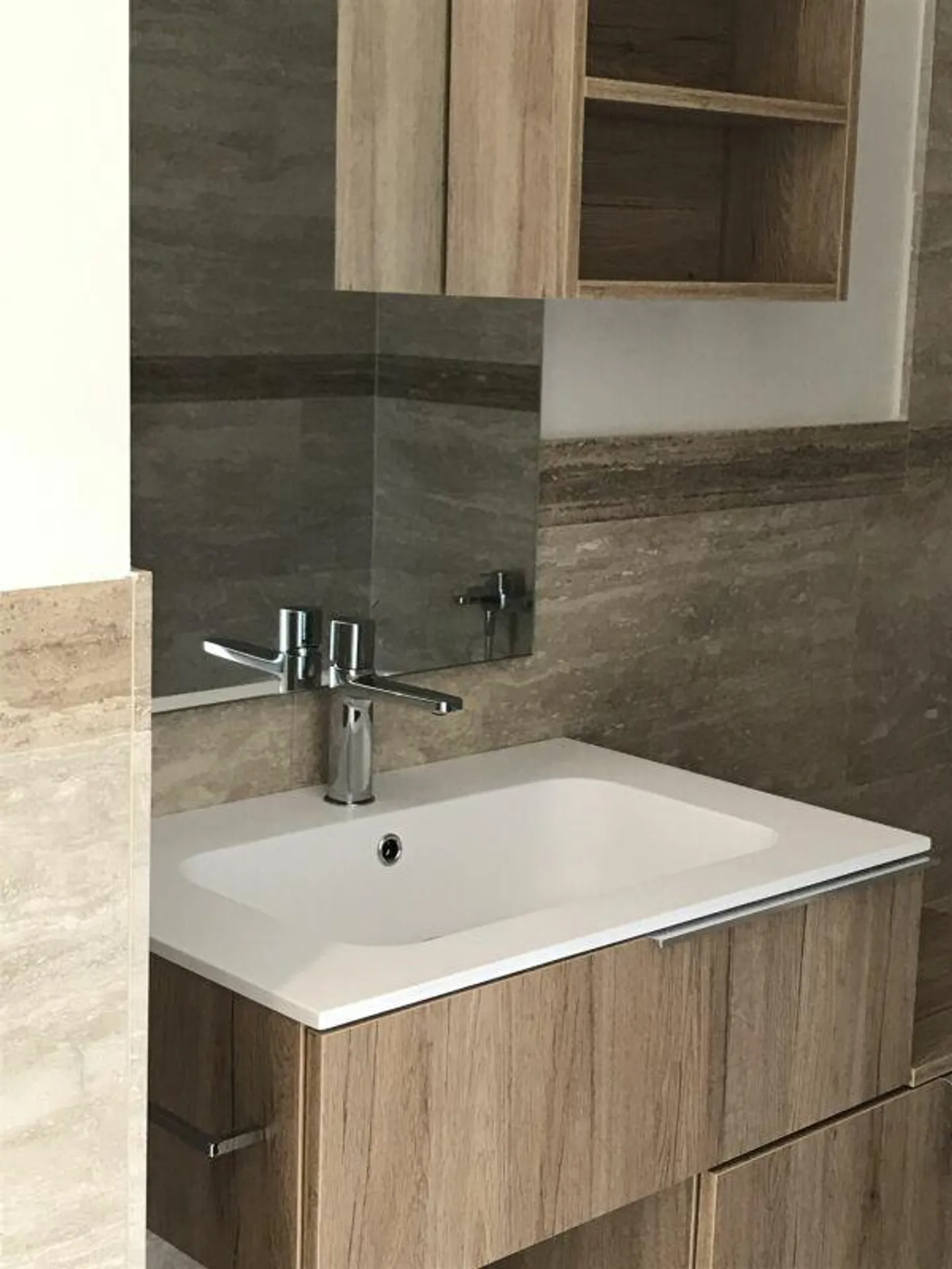 3.5-ROOM APARTMENT WITH UNMATCHED LAKE VIEW - Photo 25 of 30