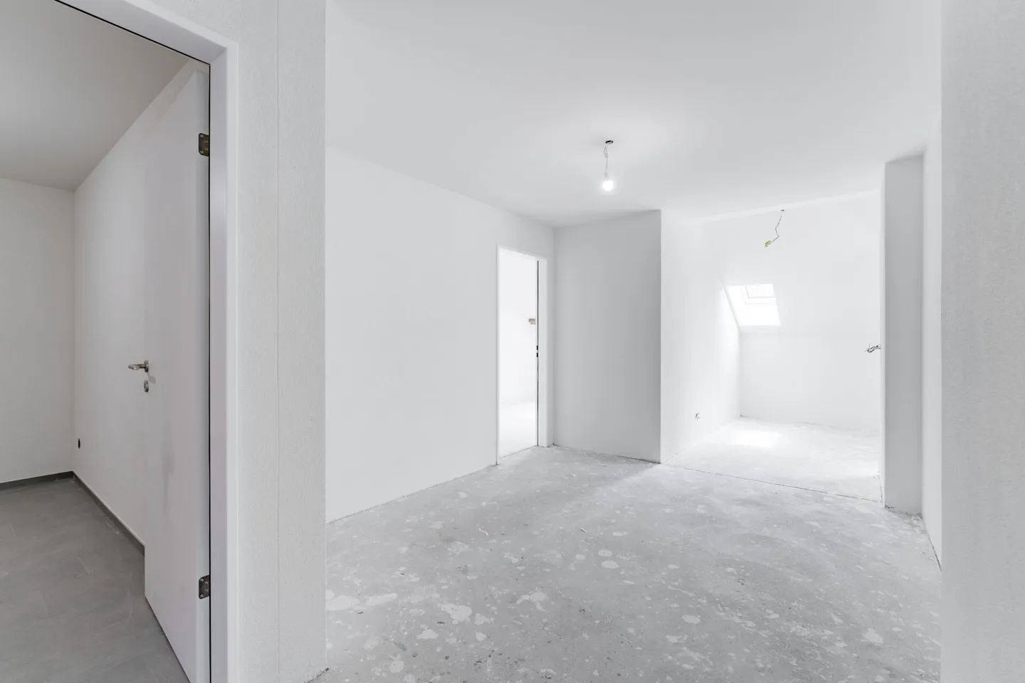 Appartamento 4.5 locali al 1° piano, 122 m² di superficie abitabile + balcone lato giardino con vista sull'Ergolz - Foto 7 di 14
