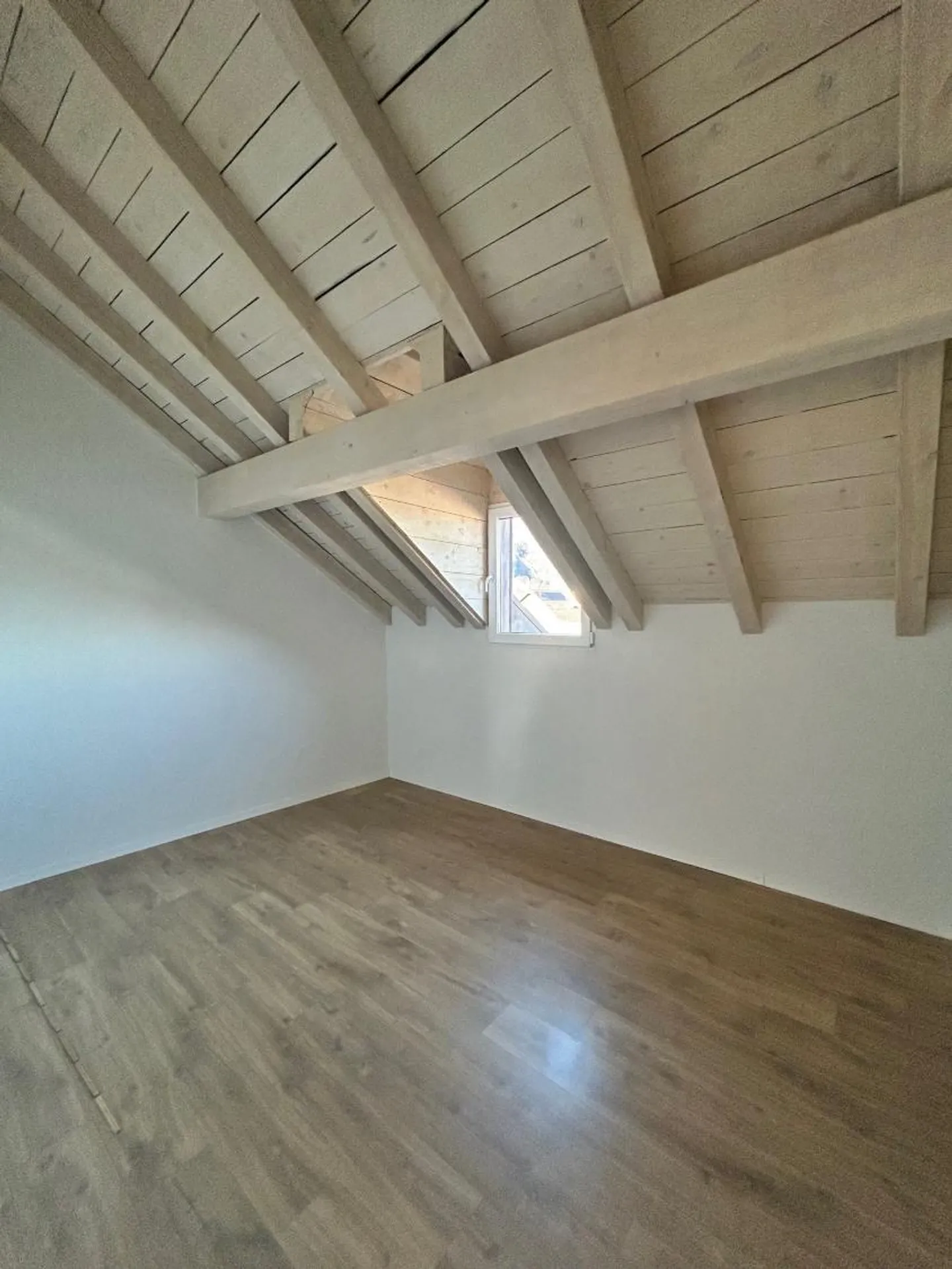 Charmant appartement 3.5 pièces - Photo 3 sur 9