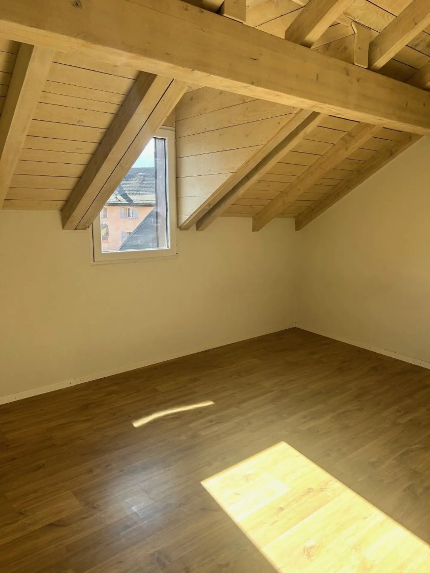 Charmant appartement 3.5 pièces - Photo 4 sur 9