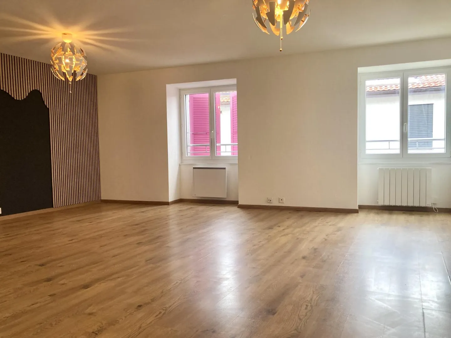 4.5 Room Apartment - Photo 1 of 7