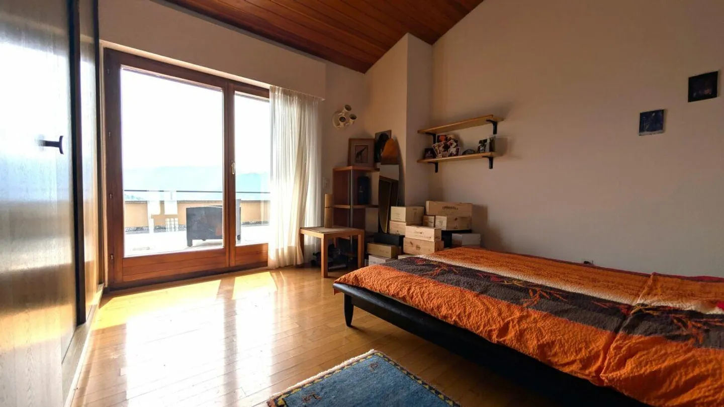 Eleganz und Privatsphäre nur wenige Minuten von Lugano entfernt - Villa mit Panoramaterrasse - Foto 11 von 19