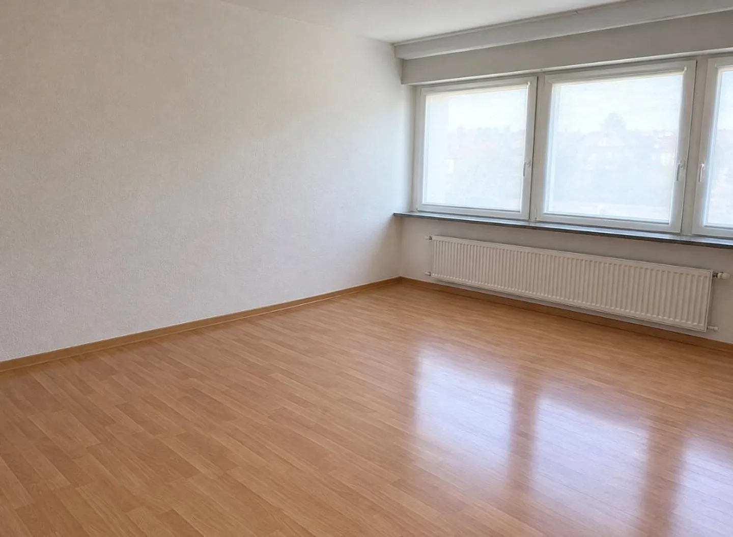 Commercial Space - Photo 7 of 7