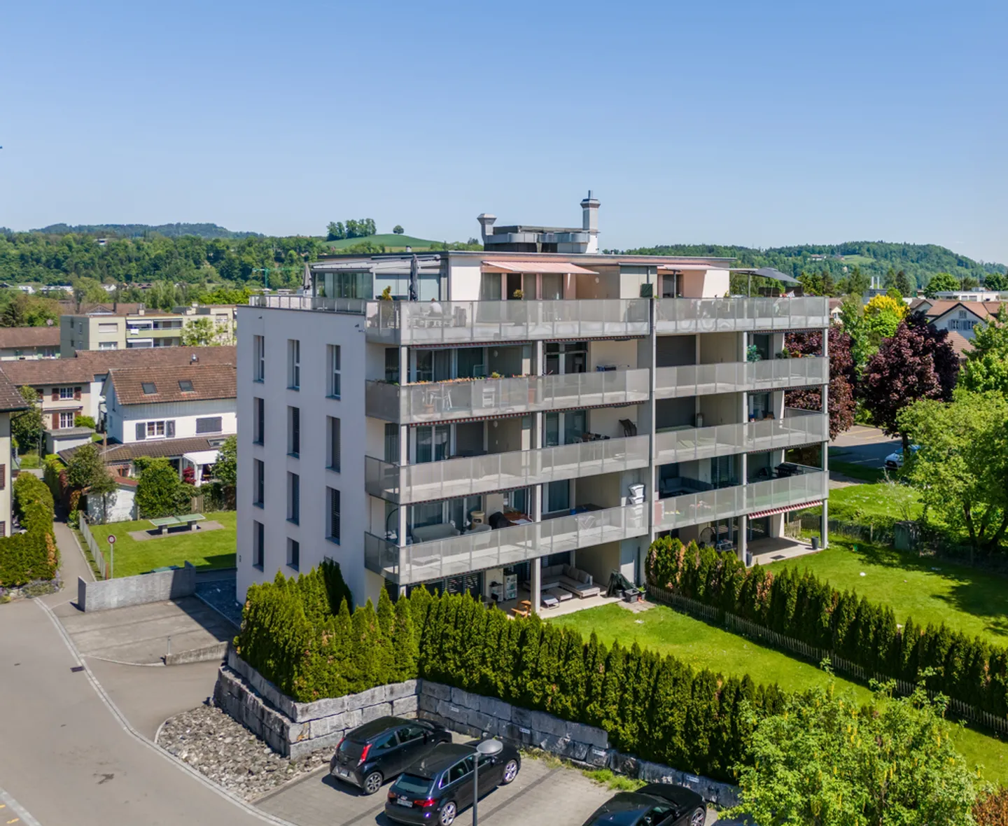 Appartamento attico in un ambiente tranquillo - Foto 1 di 5