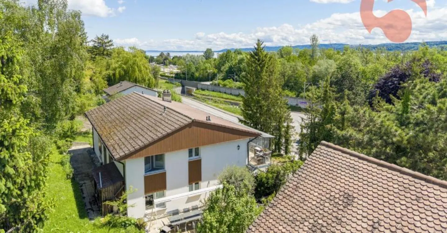 Einzelvilla mit Mieteinnahmen nur wenige Schritte vom See entfernt - Foto 10 von 10