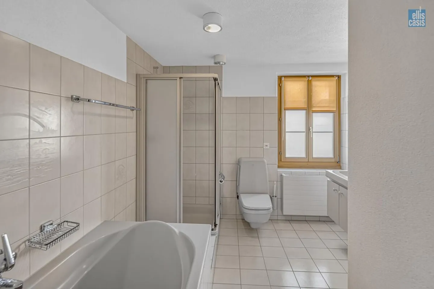 Charming Flarz House Jewel with Idyllic Garden - Photo 8 of 13