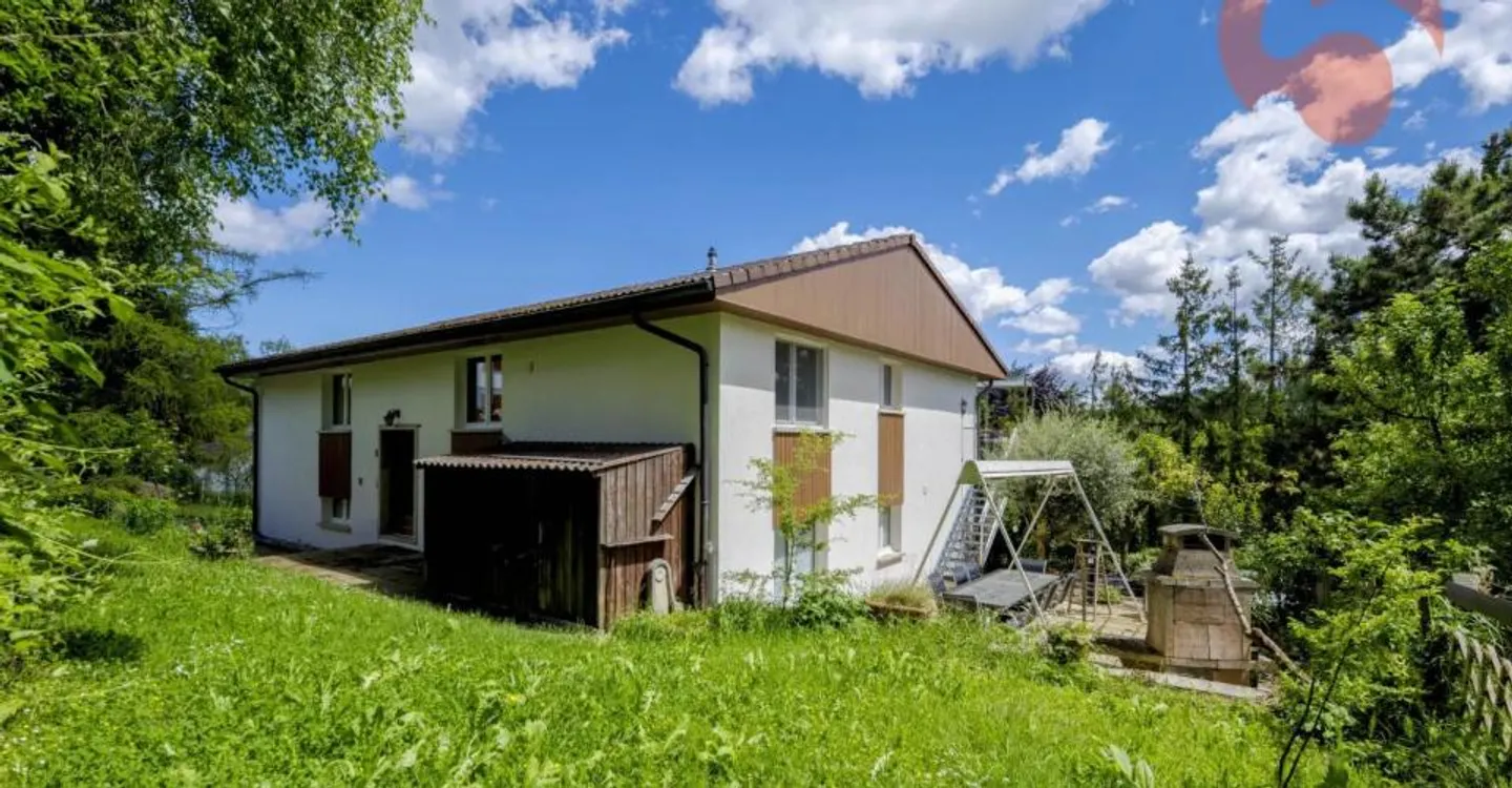 Einzelvilla mit Mieteinnahmen nur wenige Schritte vom See entfernt - Foto 3 von 10