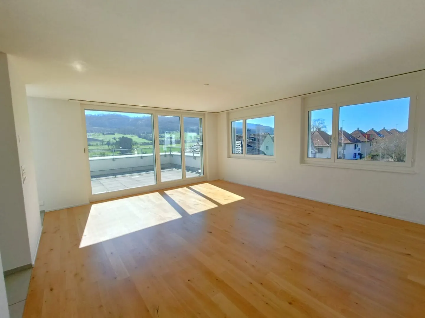 Stylish dream penthouse with generous living space! - Photo 2 of 10