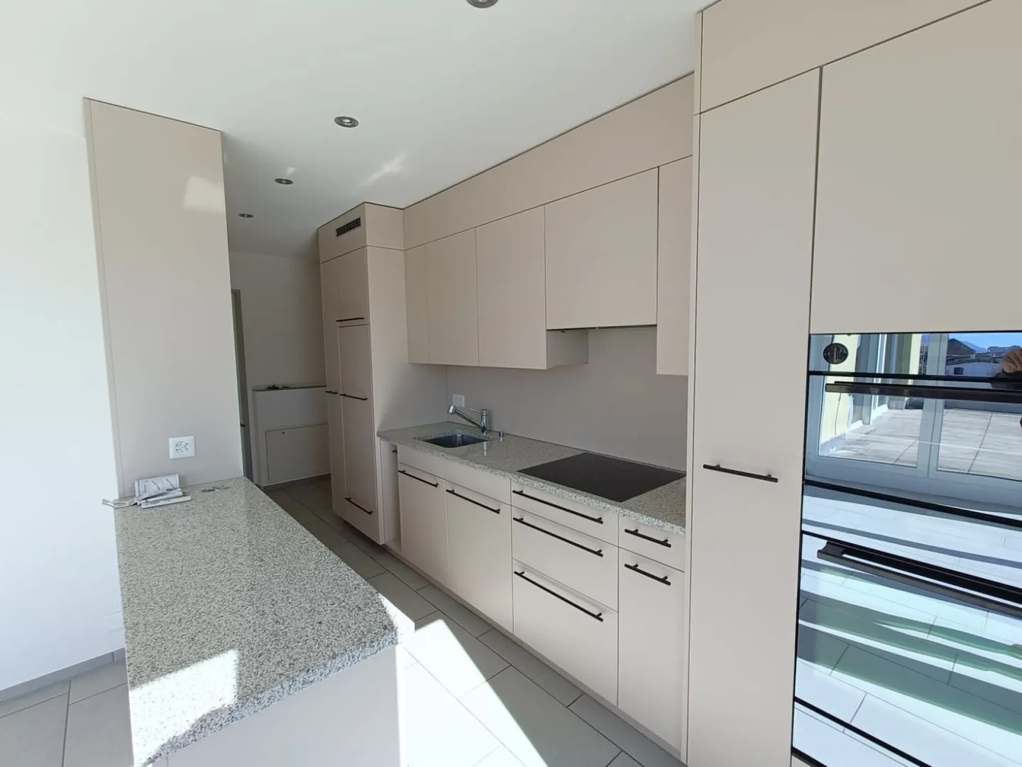 Stylish dream penthouse with generous living space! - Photo 9 of 10