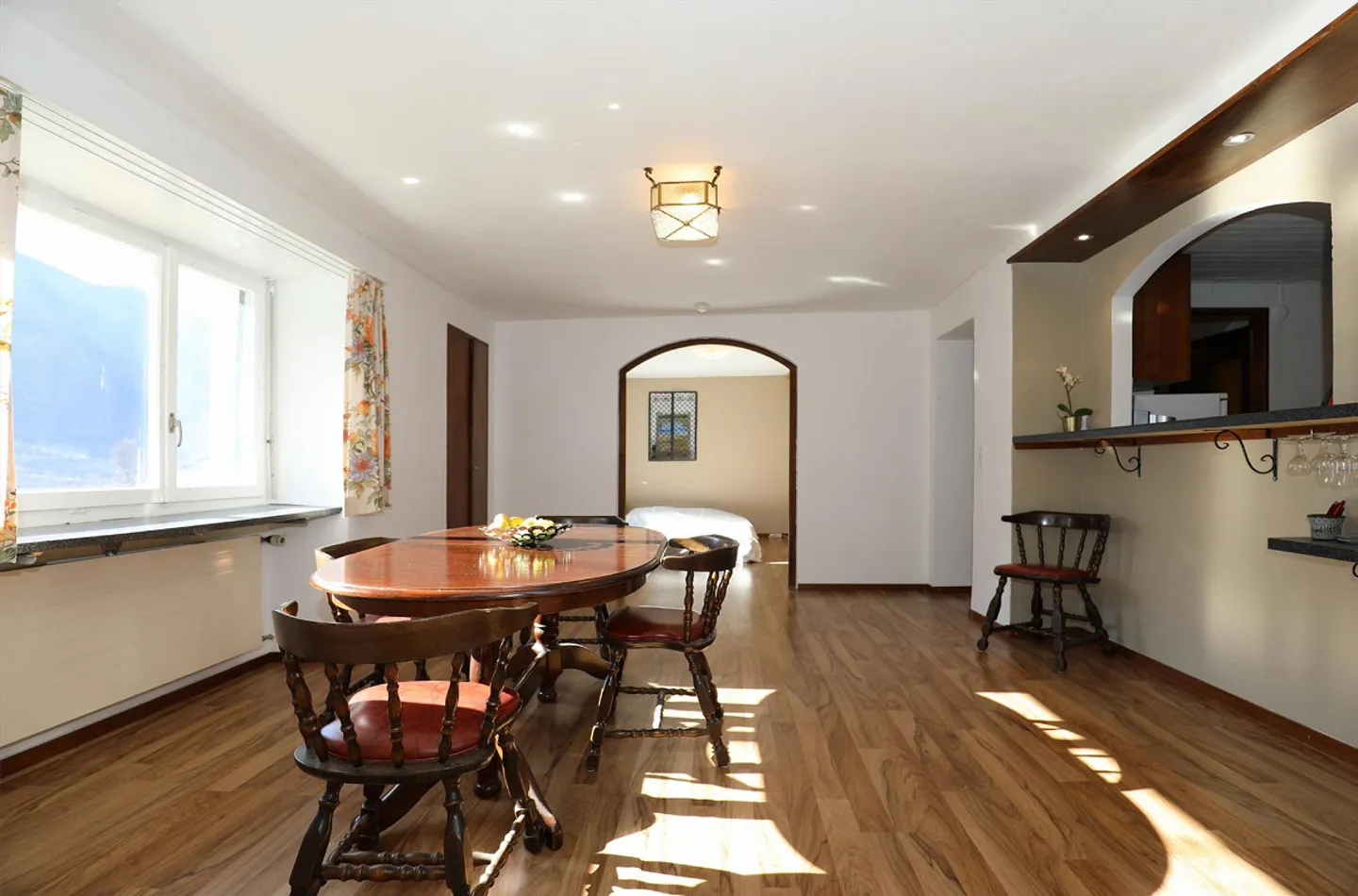 Maison individuelle avec 2 appartements, studio, grand jardin et rustique - Photo 8 sur 22