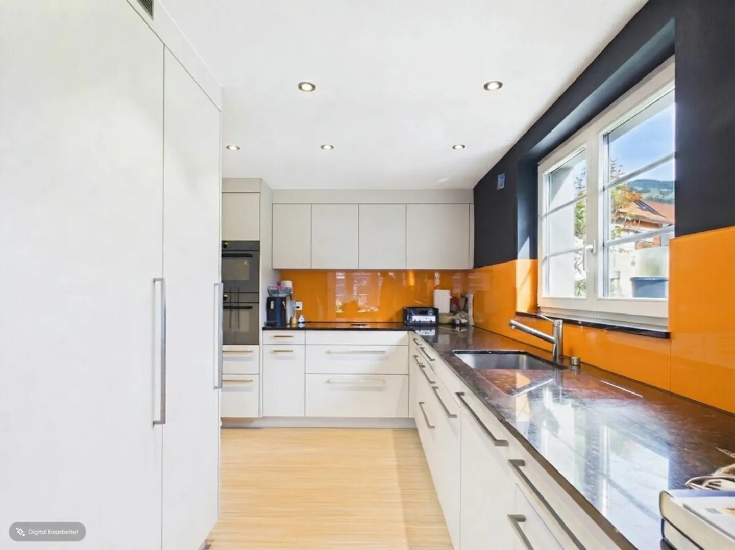 UNE MAISON AVEC HISTOIRE, CHARME ET BEAUCOUP D'ESPACE - Photo 3 sur 9