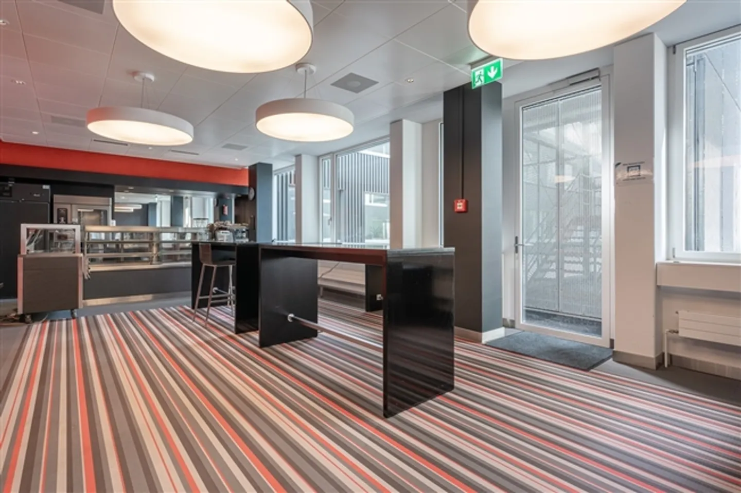 Bureaux agrandis, prêts pour votre emménagement - Photo 11 sur 13