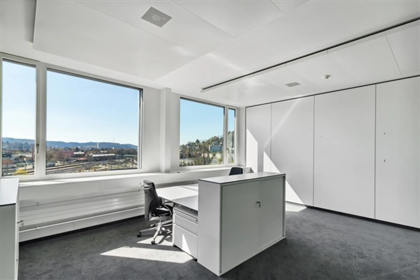 Bureaux agrandis, prêts pour votre emménagement - Photo 7 sur 13