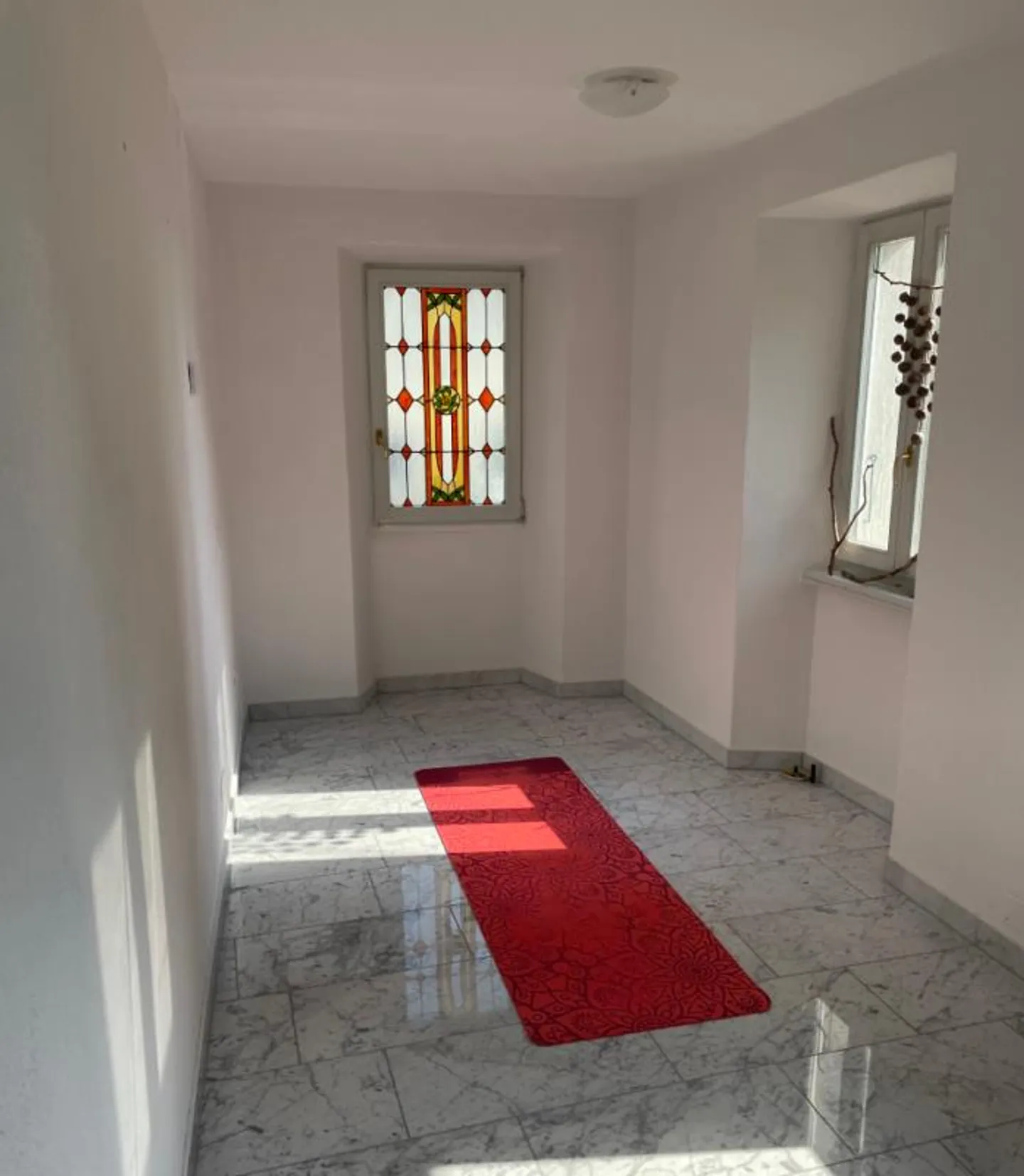 DUPLEX 3 PIÈCES AVEC VUE SUR LE LAC - RÉSIDENCE SECONDAIRE POSSIBLE - Photo 5 sur 9