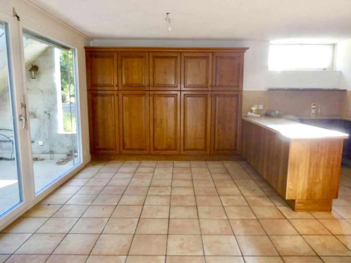 Charming Semi-Detached Villa - Photo 4 of 4