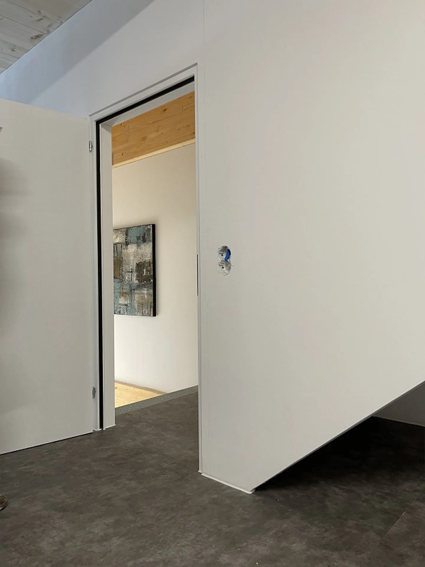 Room, approx. 65 m2, on the 1st floor, for rent in Amsteg - Photo 6 of 9