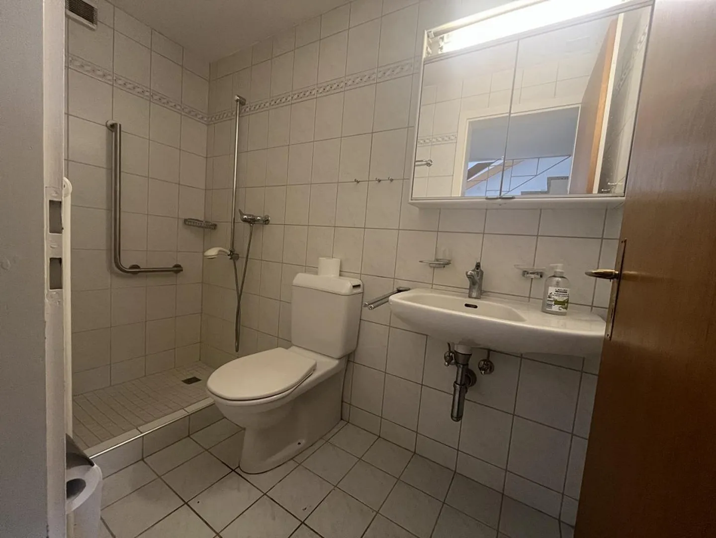 Incantevole casa familiare a Niederhasli - Foto 11 di 18