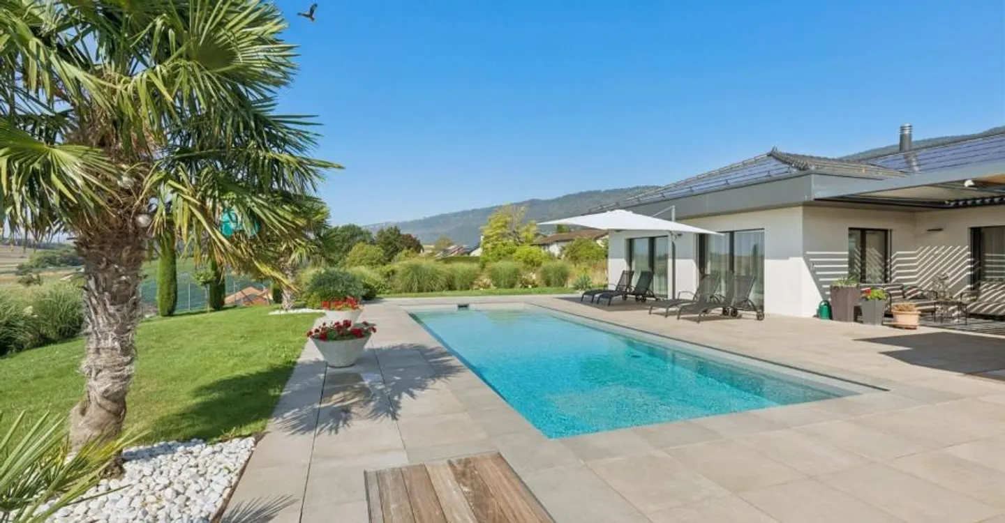 Exclusively: Contemporary House with Panoramic View of the Alps - Photo 2 of 11