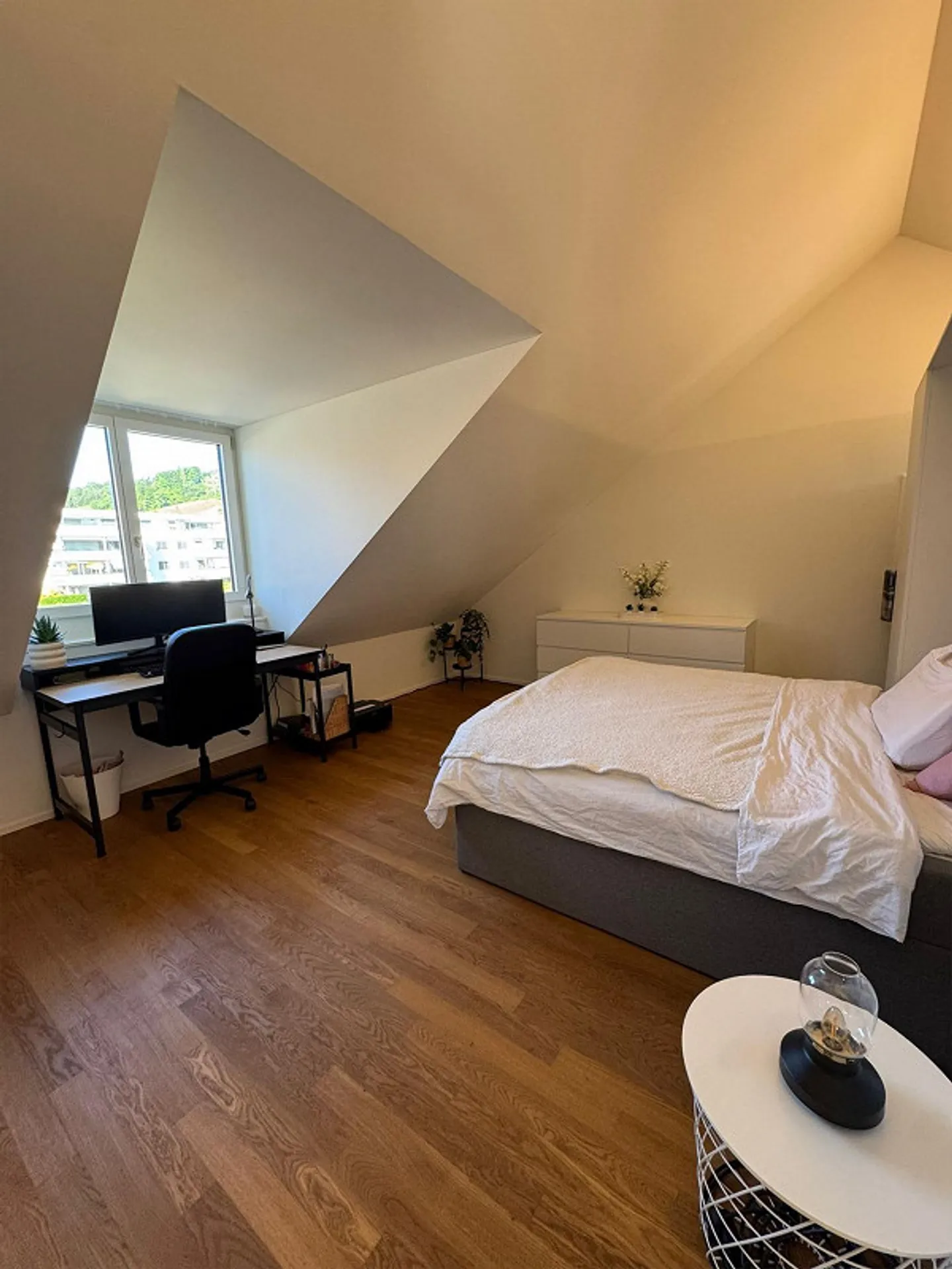 appartement loft moderne de 2 pièces - Photo 3 sur 8