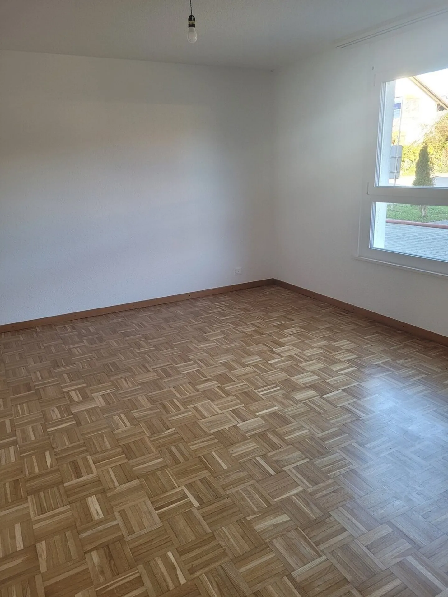 Apartment for rent - Photo 5 of 9