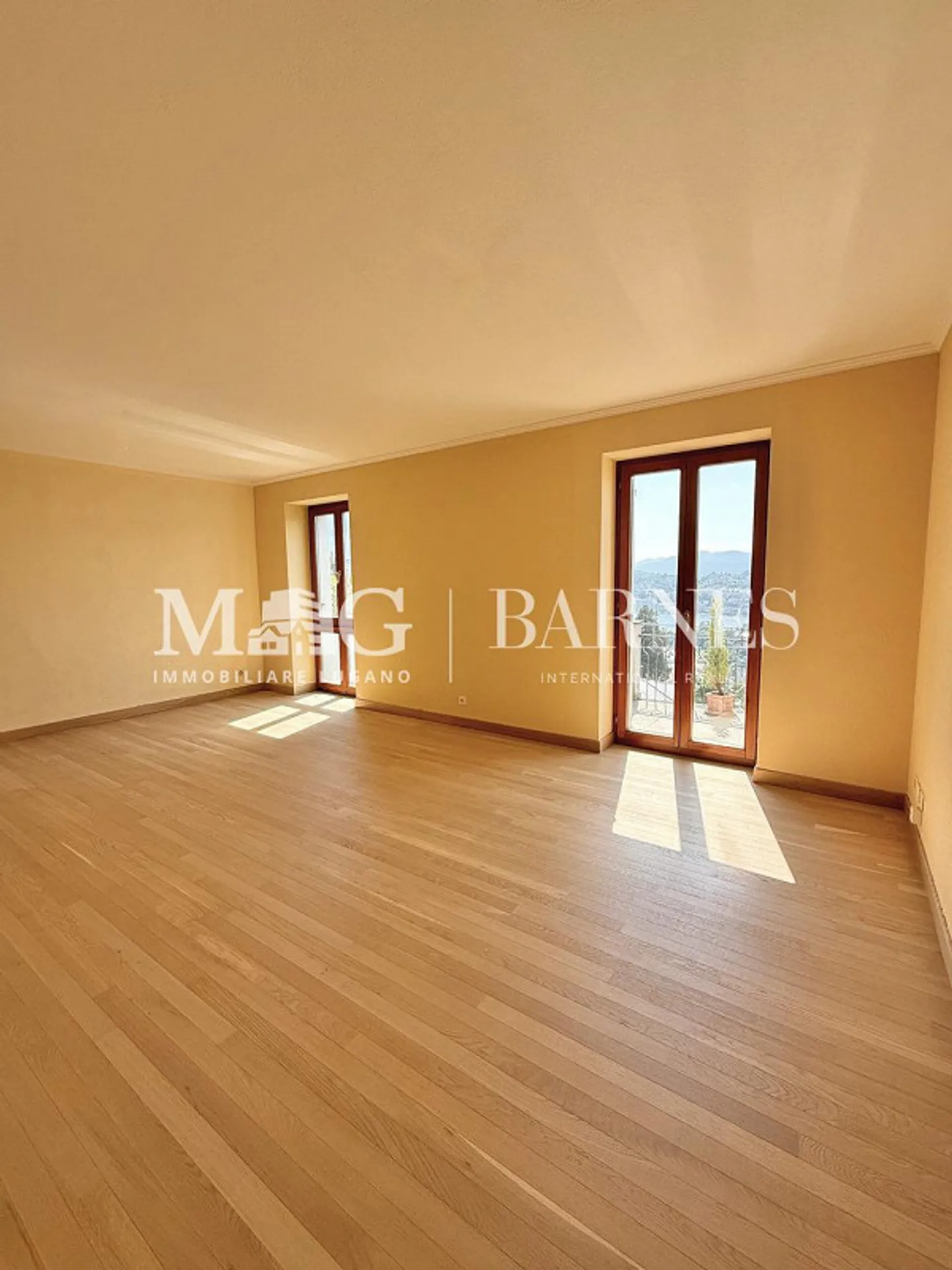 Lugano, Castagnola: 3,5-Zimmer-Wohnung mit Seeblick und Balkonen - Foto 6 von 11