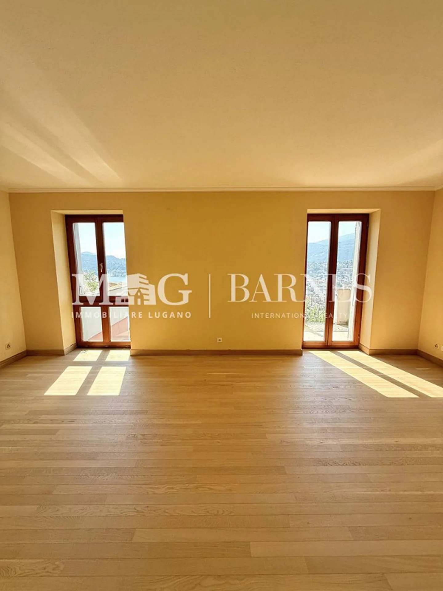 Lugano, Castagnola: 3,5-Zimmer-Wohnung mit Seeblick und Balkonen - Foto 7 von 11