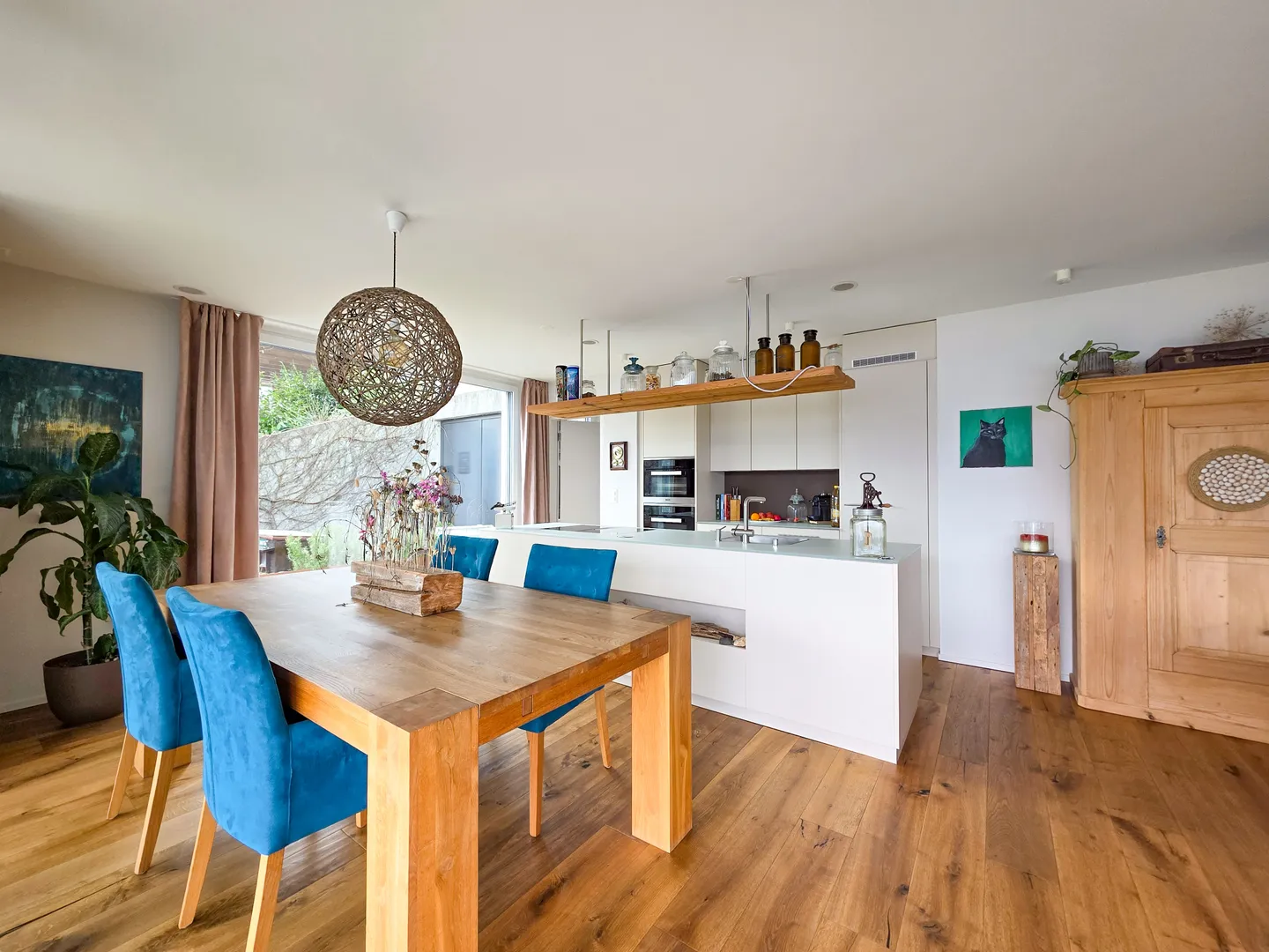 Appartement de Luxe avec Vue sur le Lac - Photo 8 sur 22