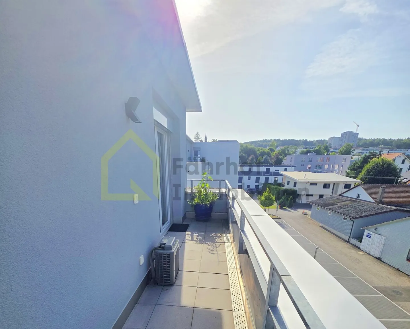 Appartement penthouse exclusif avec une terrasse sur le toit de rêve et deux places de parking - Photo 17 sur 18