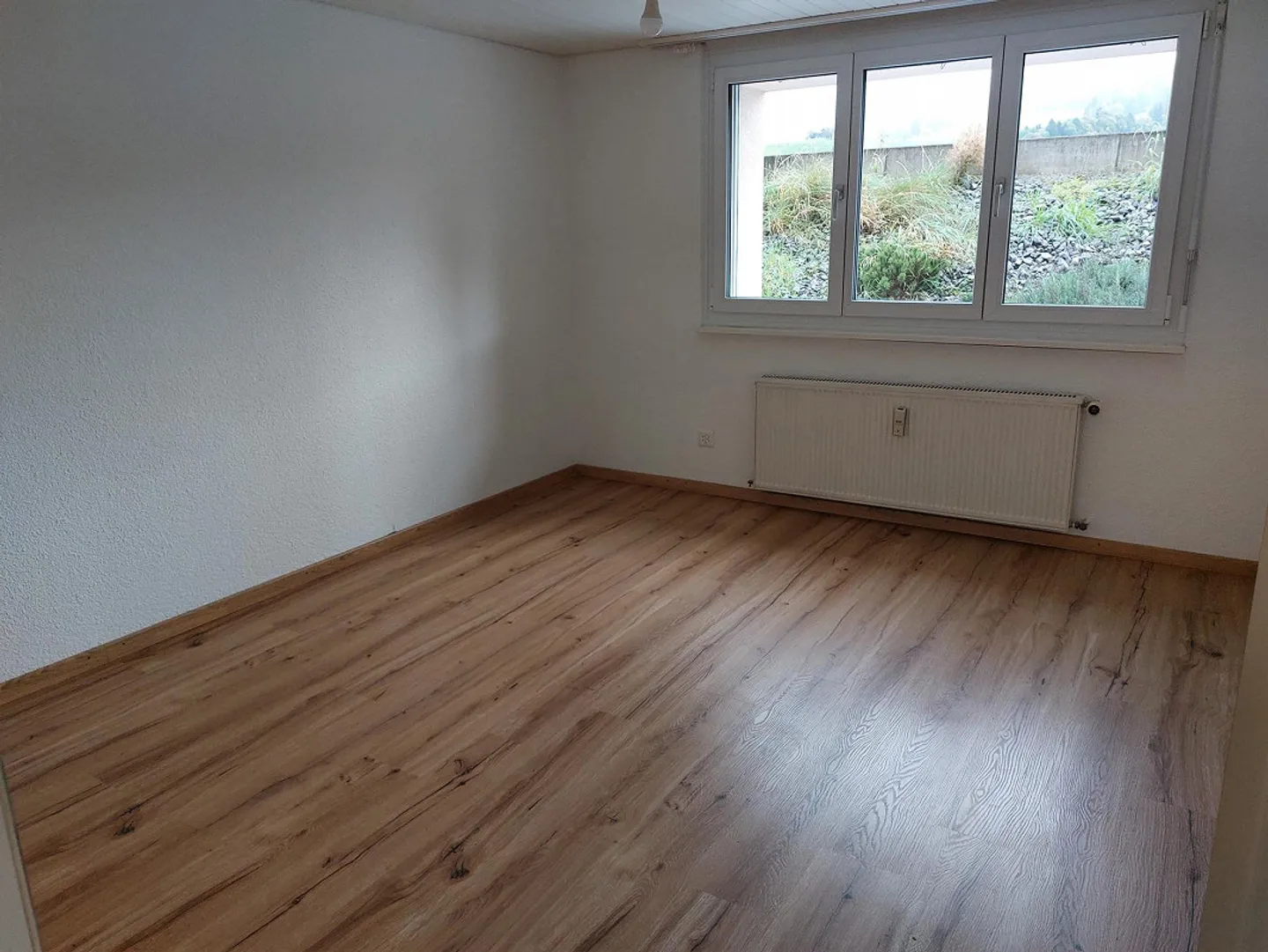 Ottimo appartamento di 3,5 stanze con patio - Foto 4 di 7