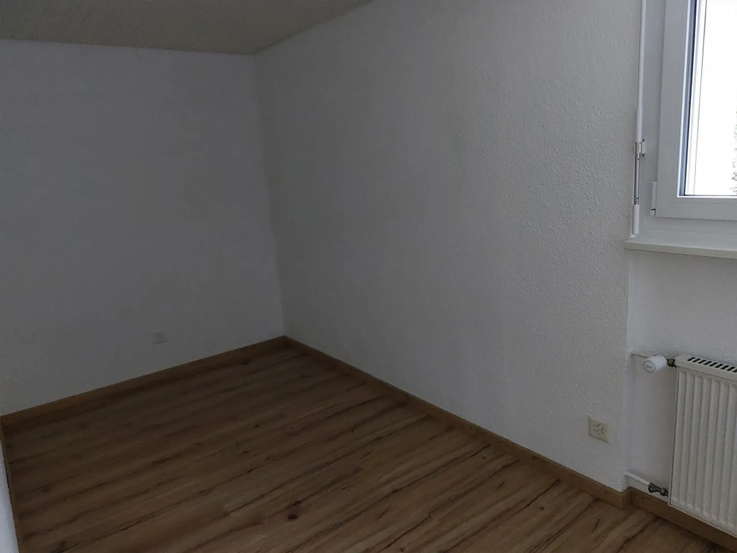 Ottimo appartamento di 3,5 stanze con patio - Foto 6 di 7