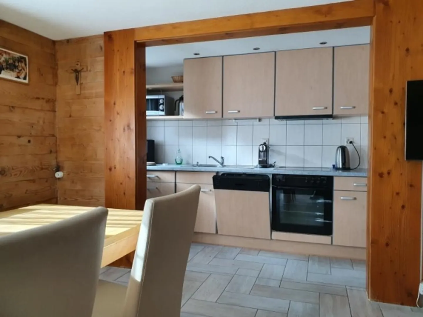 Rendimento interessante - ideale per Airbnb! (REN. 4,7%) - Foto 4 di 8