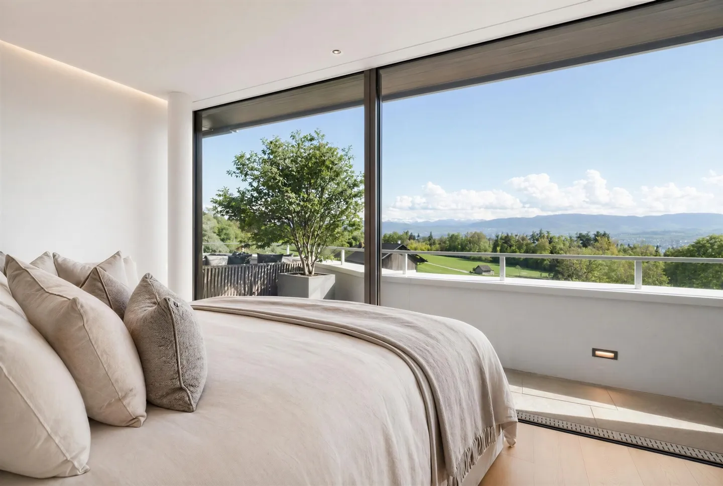 Appartement de Luxe avec Vue sur le Lac - Photo 3 sur 4
