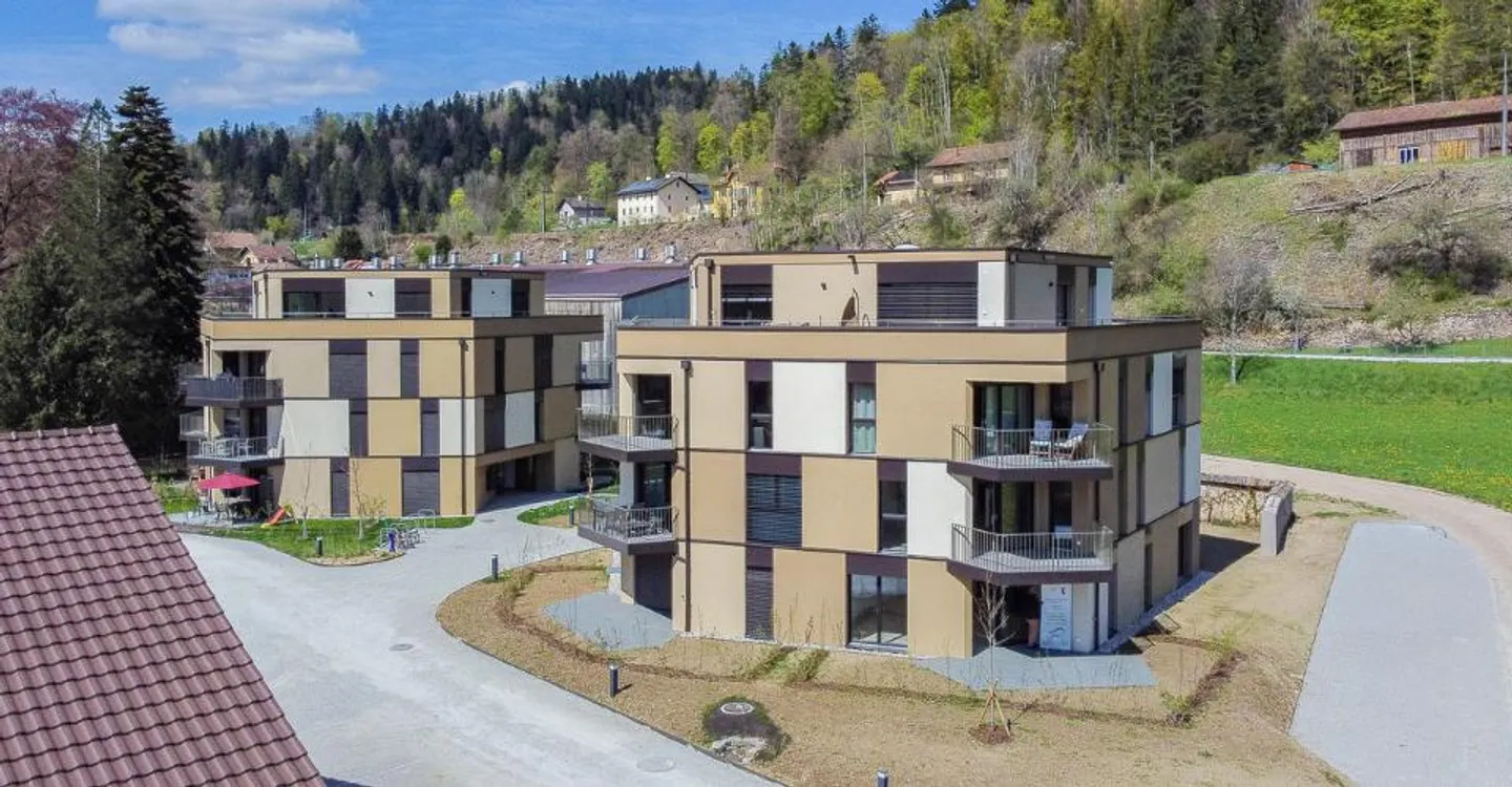 Modern Apartment in Nature - Photo 2 of 12