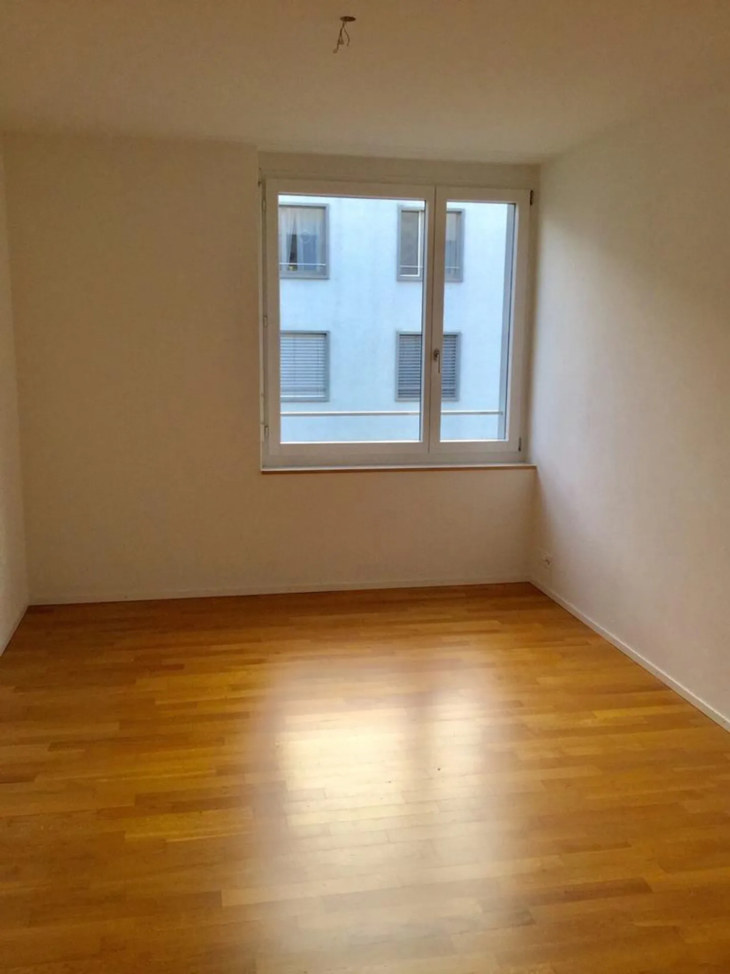 Appartamento 3.5 locali al 1° piano - Foto 5 di 7