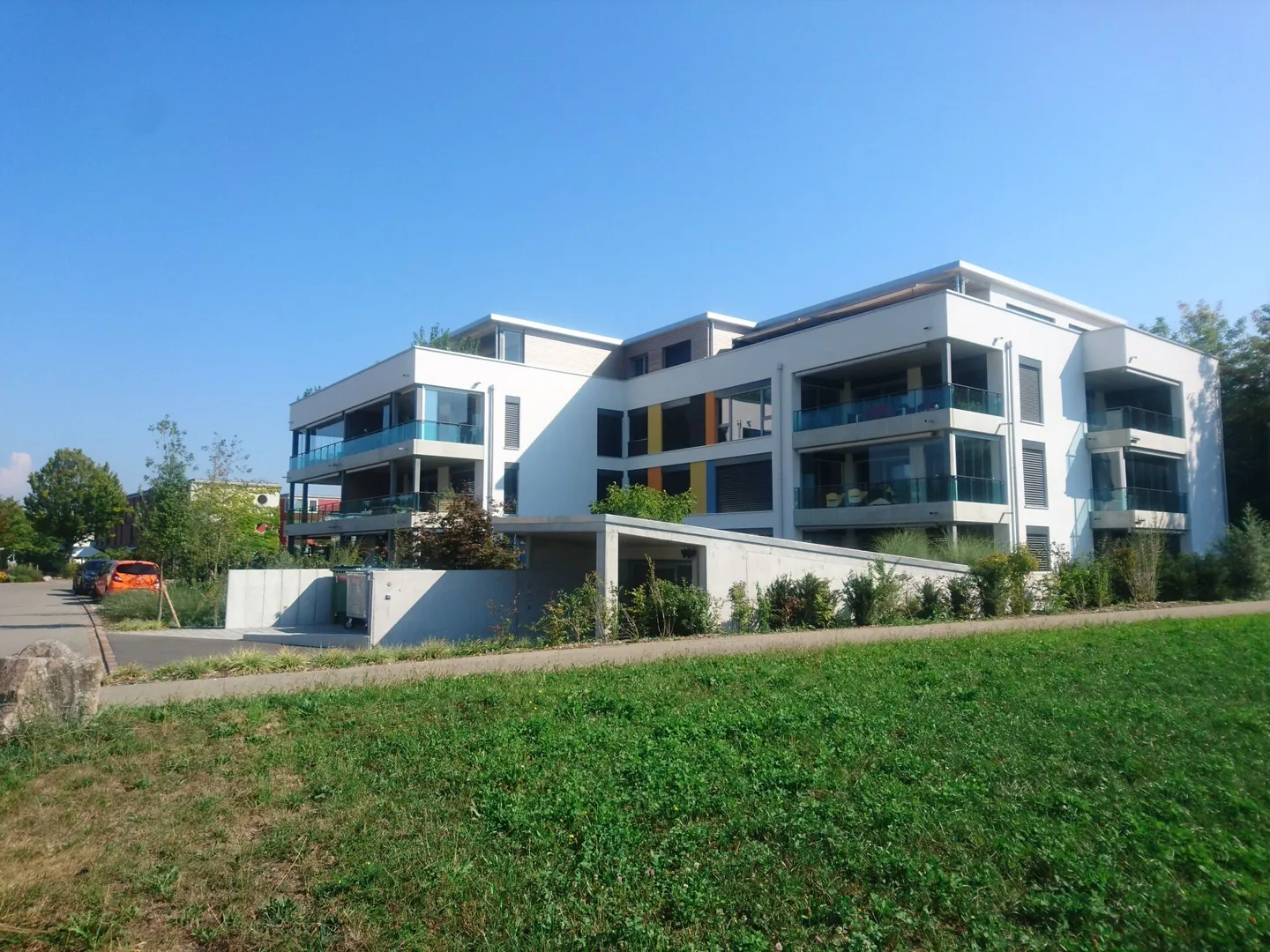 Beautiful 2.5-room apartment in an ideal location for rent - Photo 1 of 8