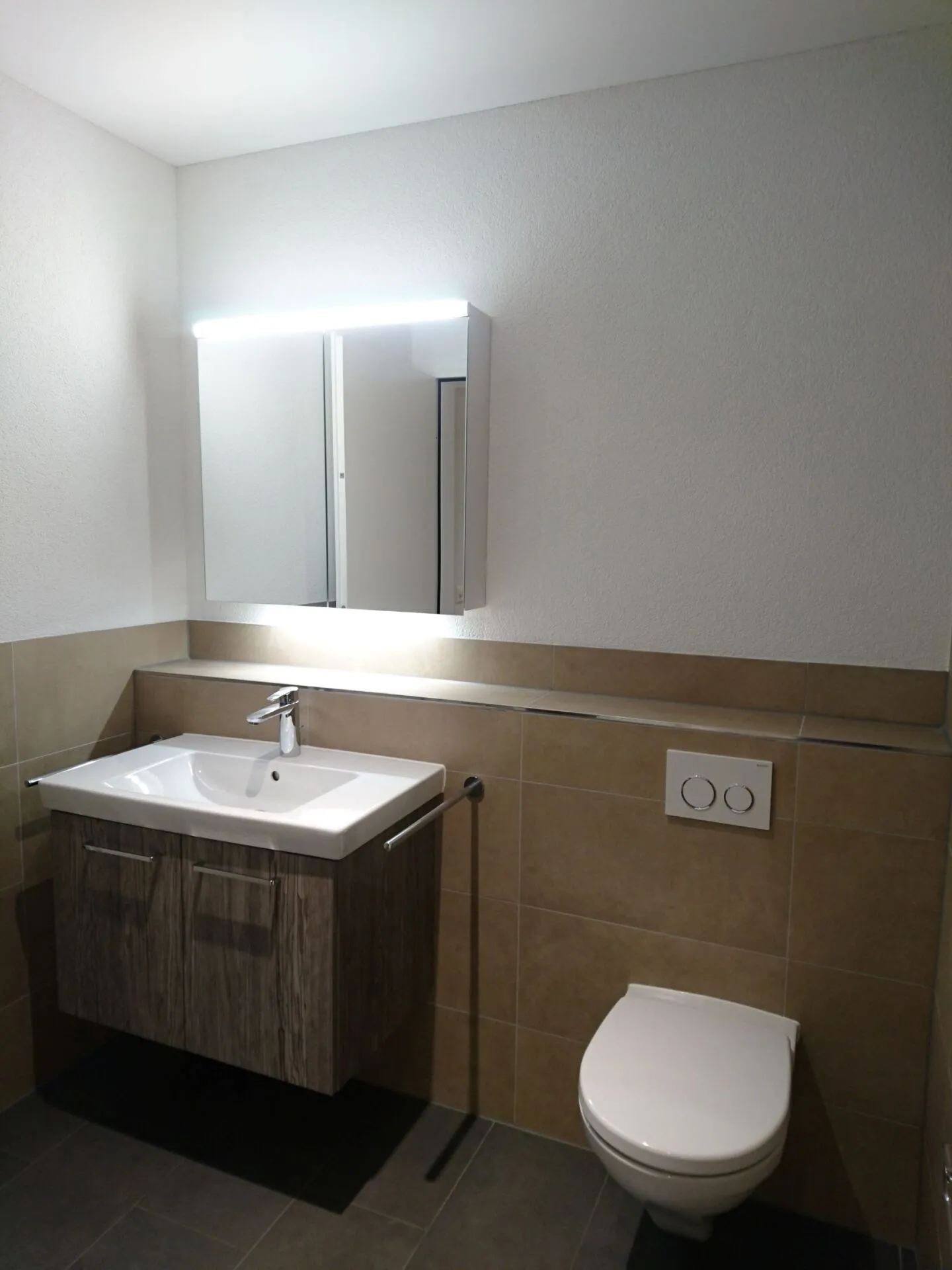 Beautiful 2.5-room apartment in an ideal location for rent - Photo 5 of 8