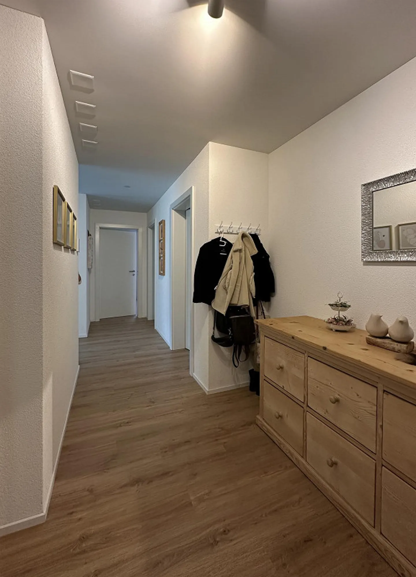 Charmante Attikawohnung mit Aussicht - Foto 5 von 22