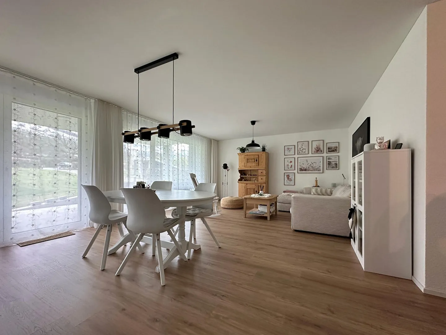 Charmante Attikawohnung mit Aussicht - Foto 8 von 22