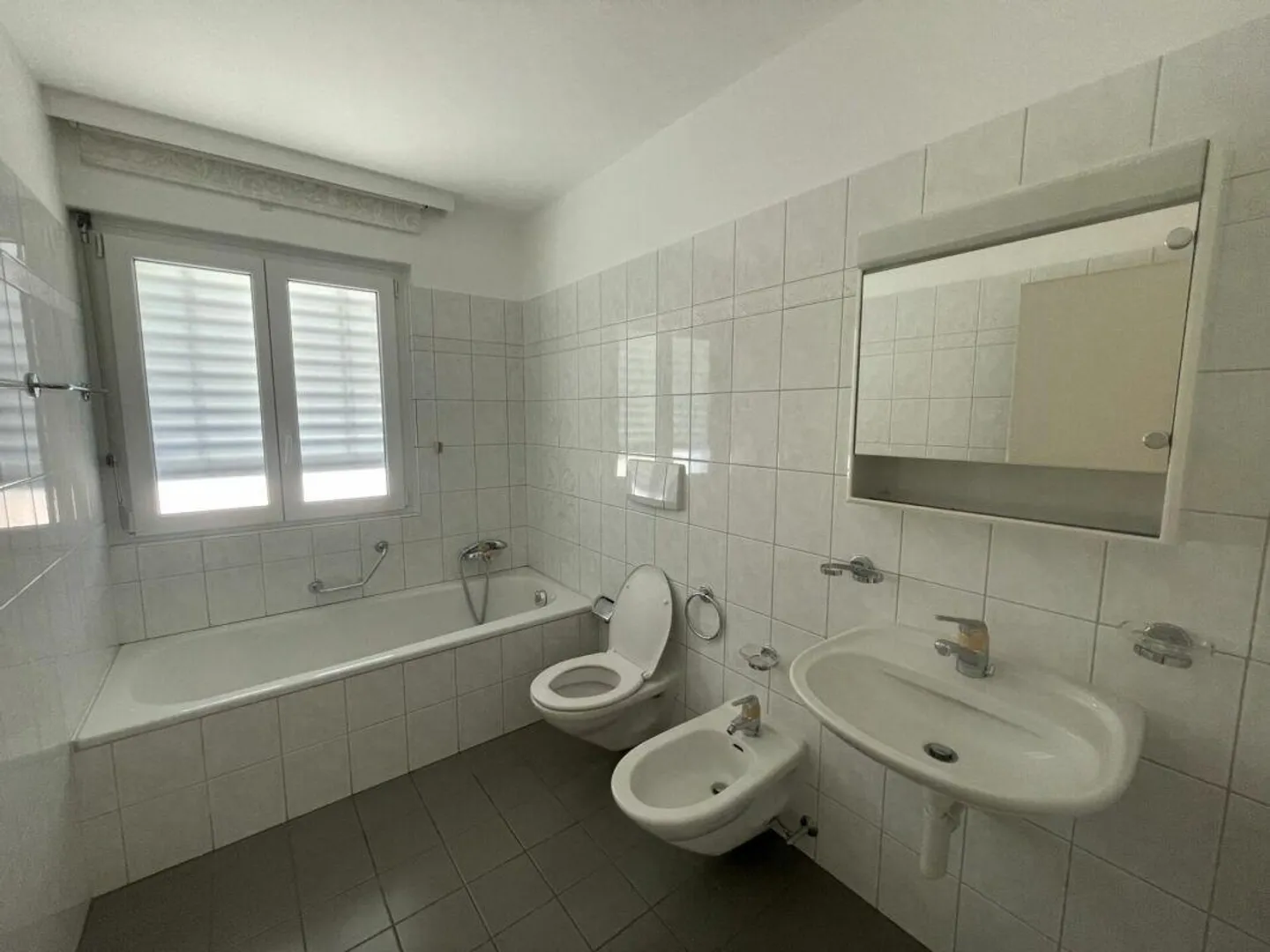 ORIGINAL INCOME PROPERTY WITH 7 APARTMENTS - Photo 16 of 30