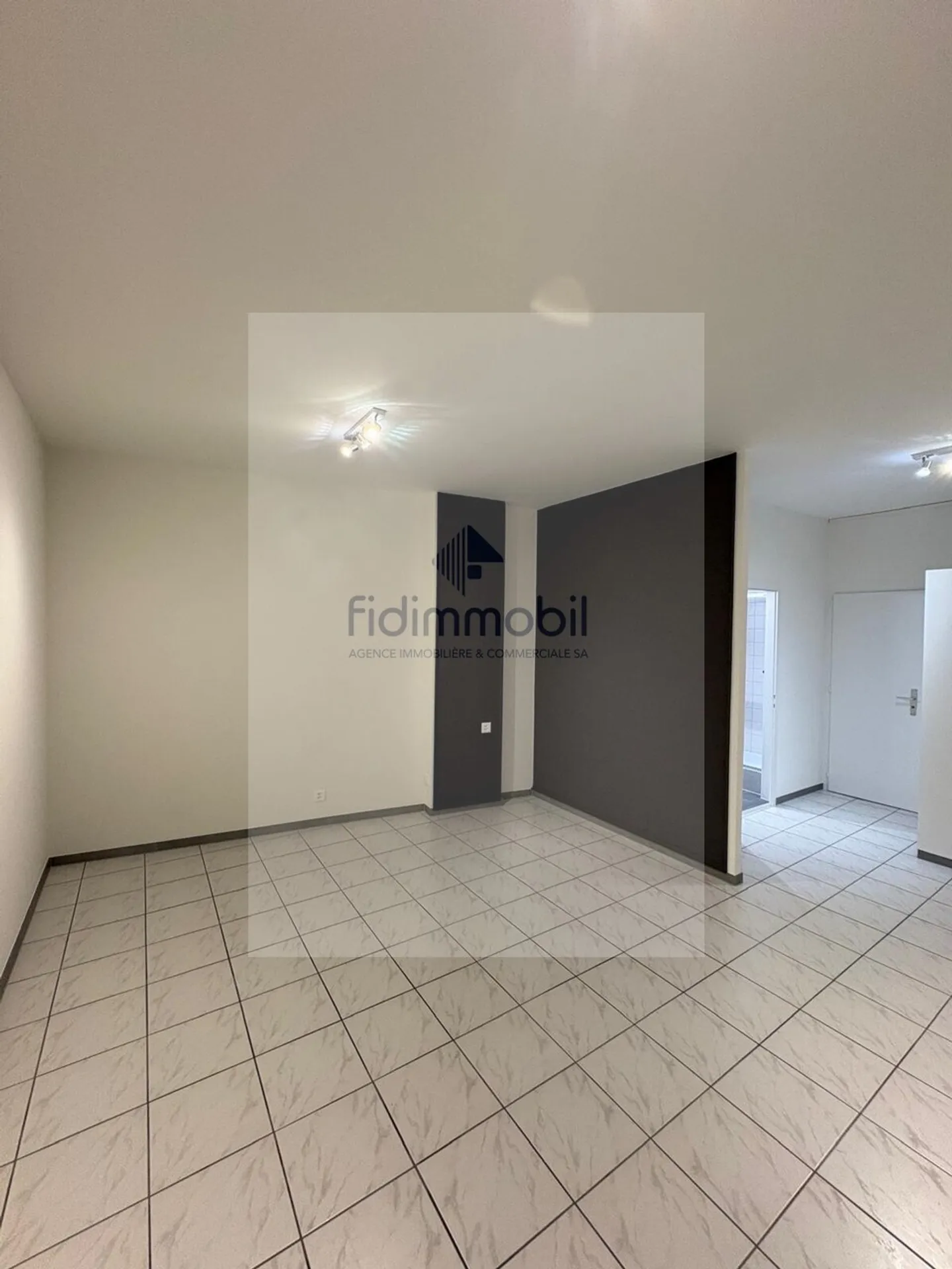 Studio à louer - Photo 8 sur 14