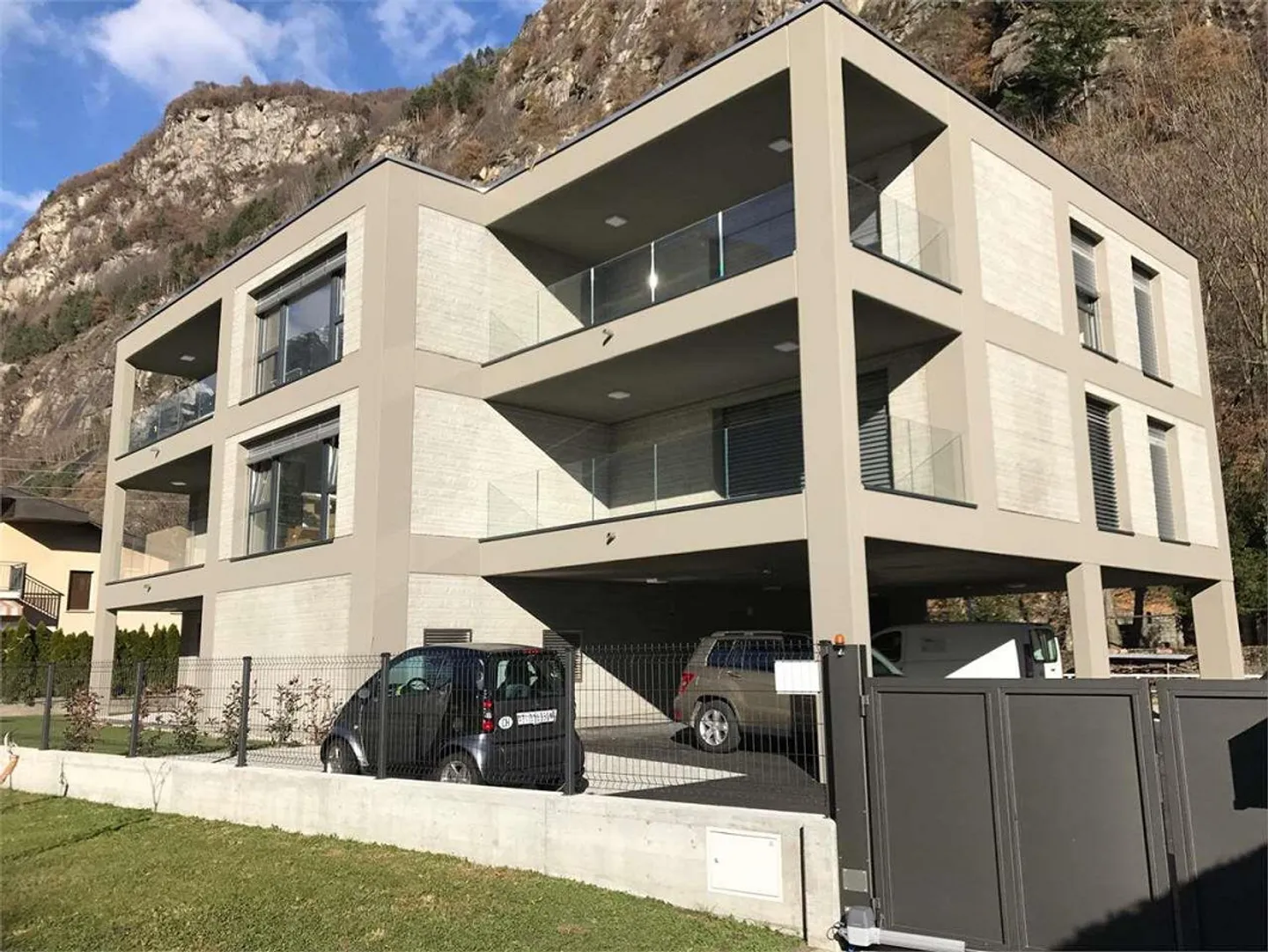 Komfortable 4,5-Zimmer-Wohnung - Foto 2 von 8
