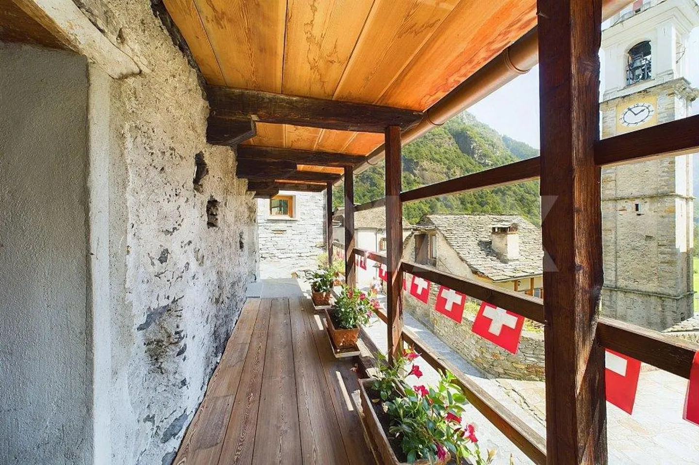 Dream Rustic in the Heart of Sonogno also as a Second Home - Photo 4 of 13
