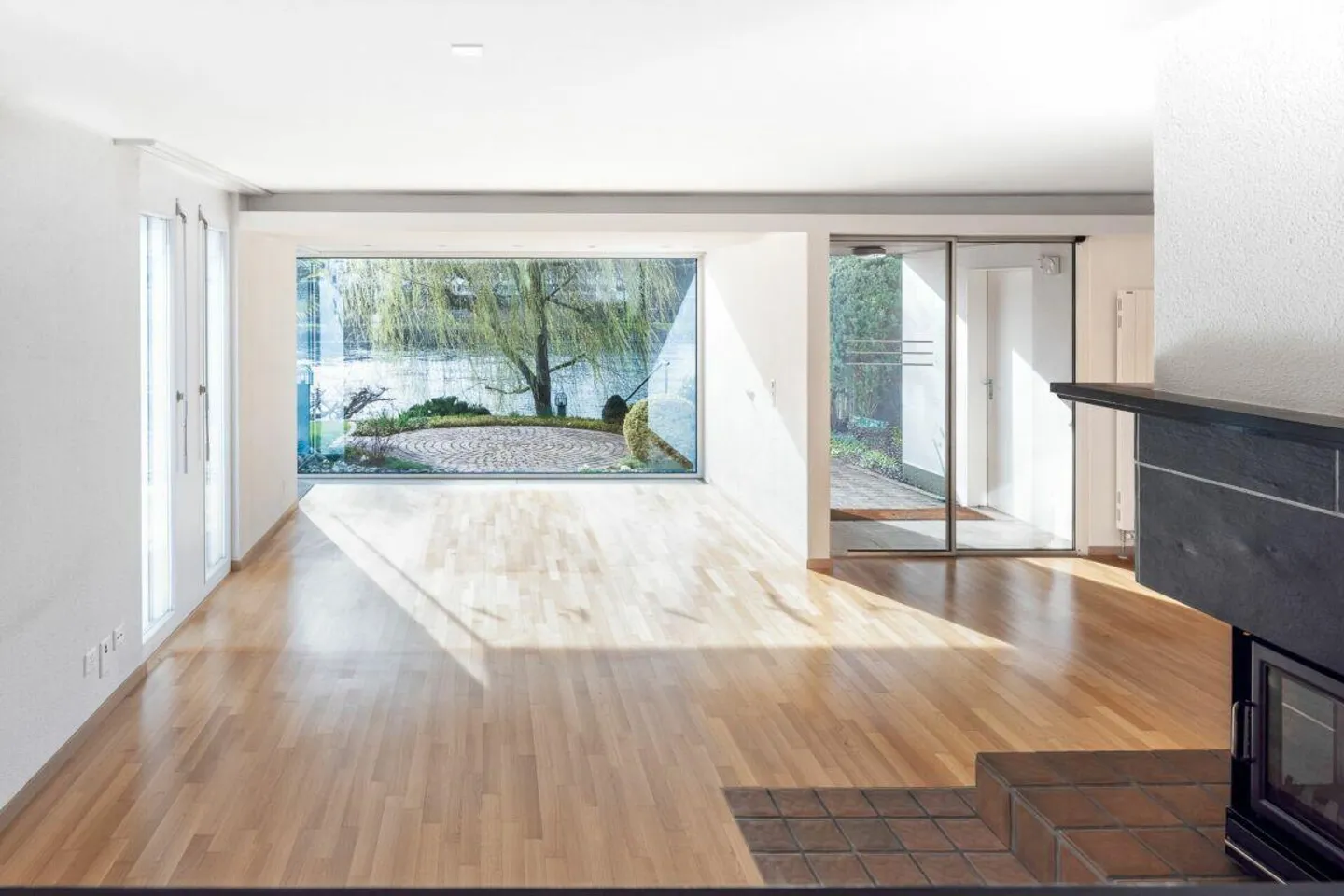 Charmante Doppelhaushälfte - Foto 3 von 13