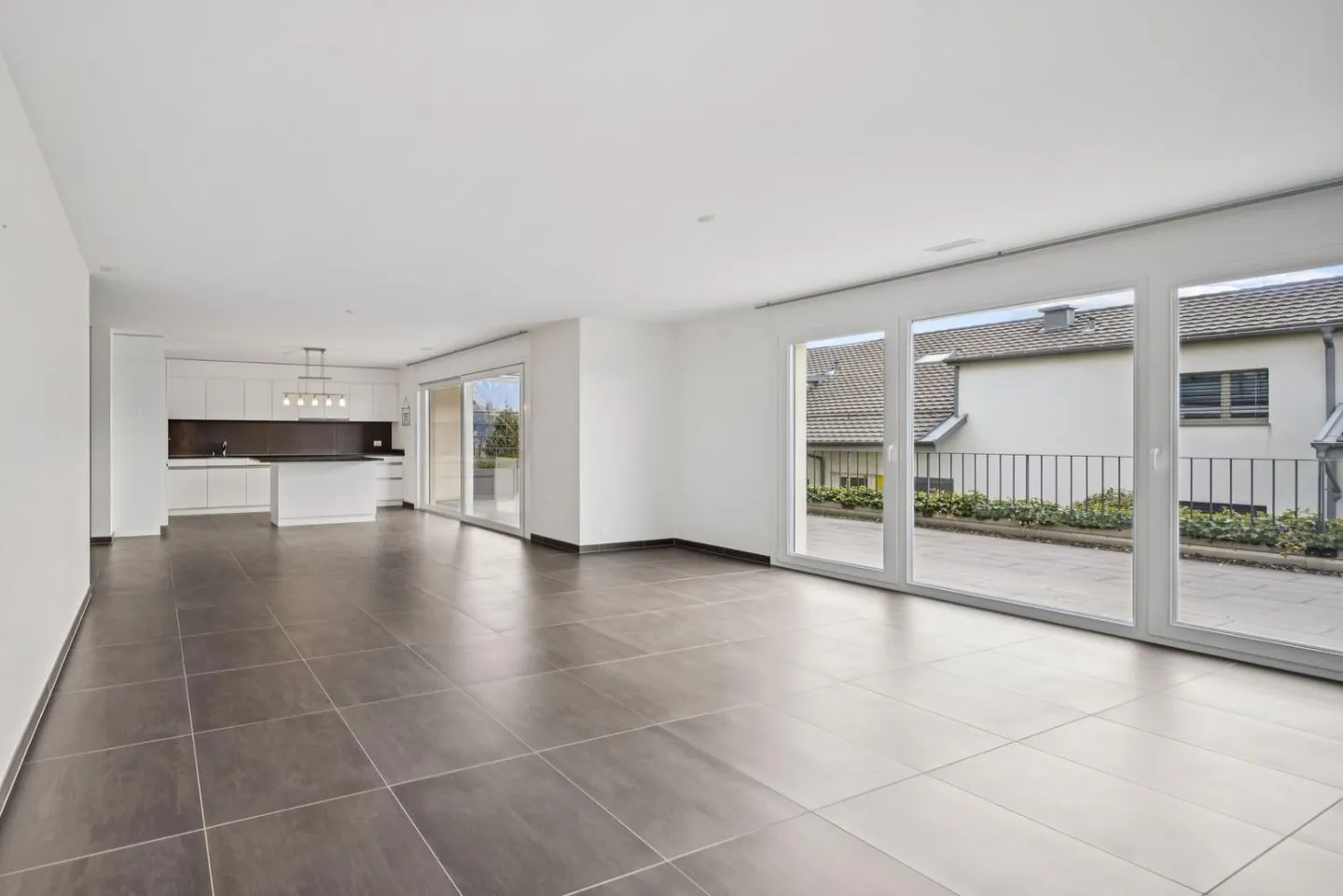 Magnifique appartement avec jardin privé et grande terrasse - Photo 3 sur 13
