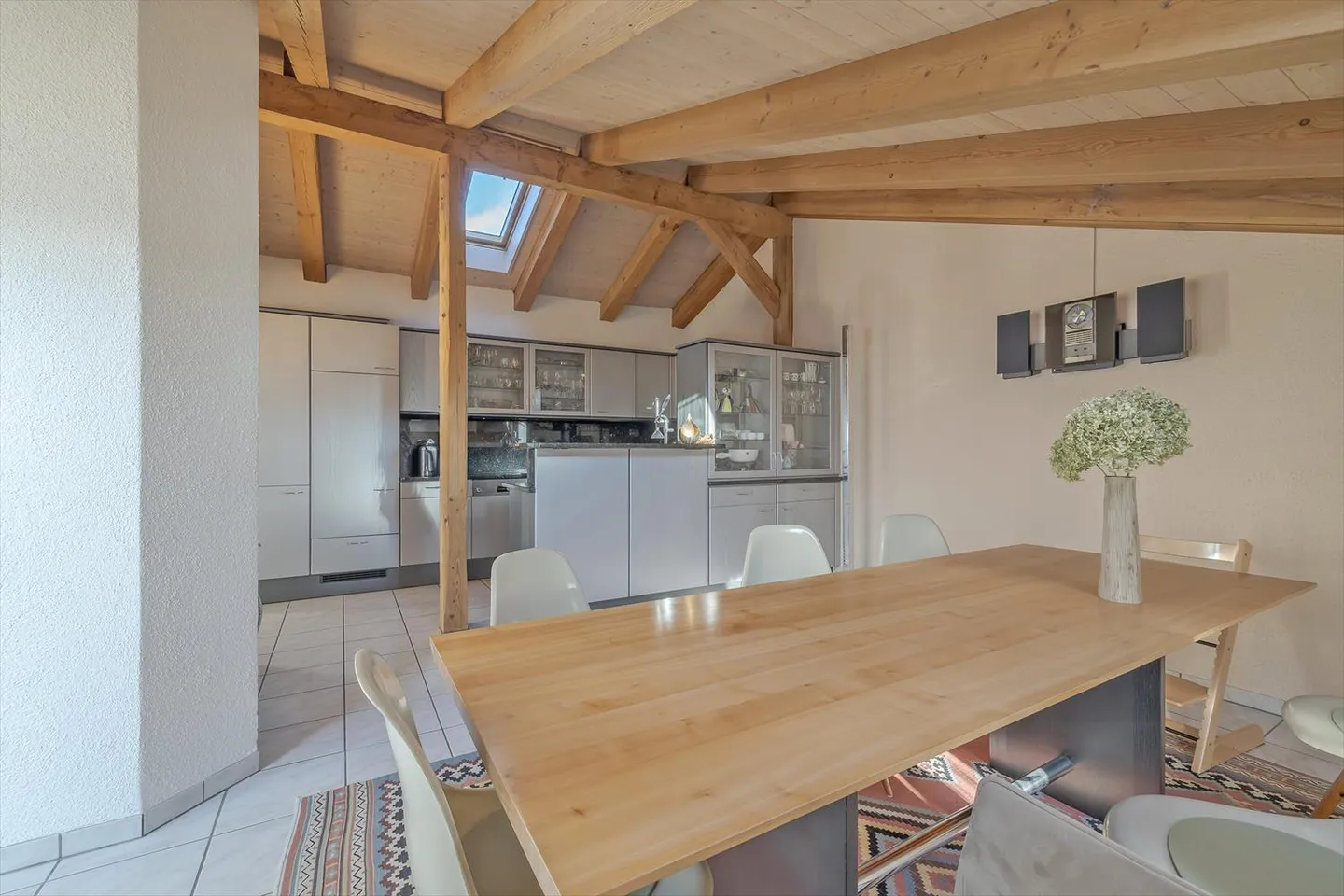 Ultimo piano 4.5 stanze - Foto 3 di 13