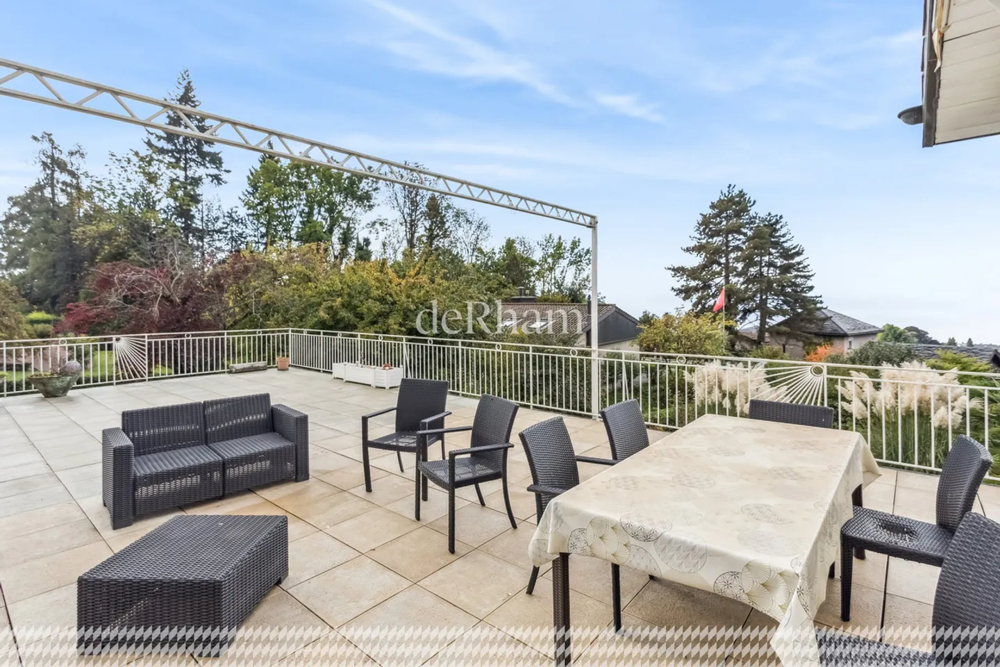 Maison individuelle de 7.5pces avec vue sur le lac - Photo 8 sur 10