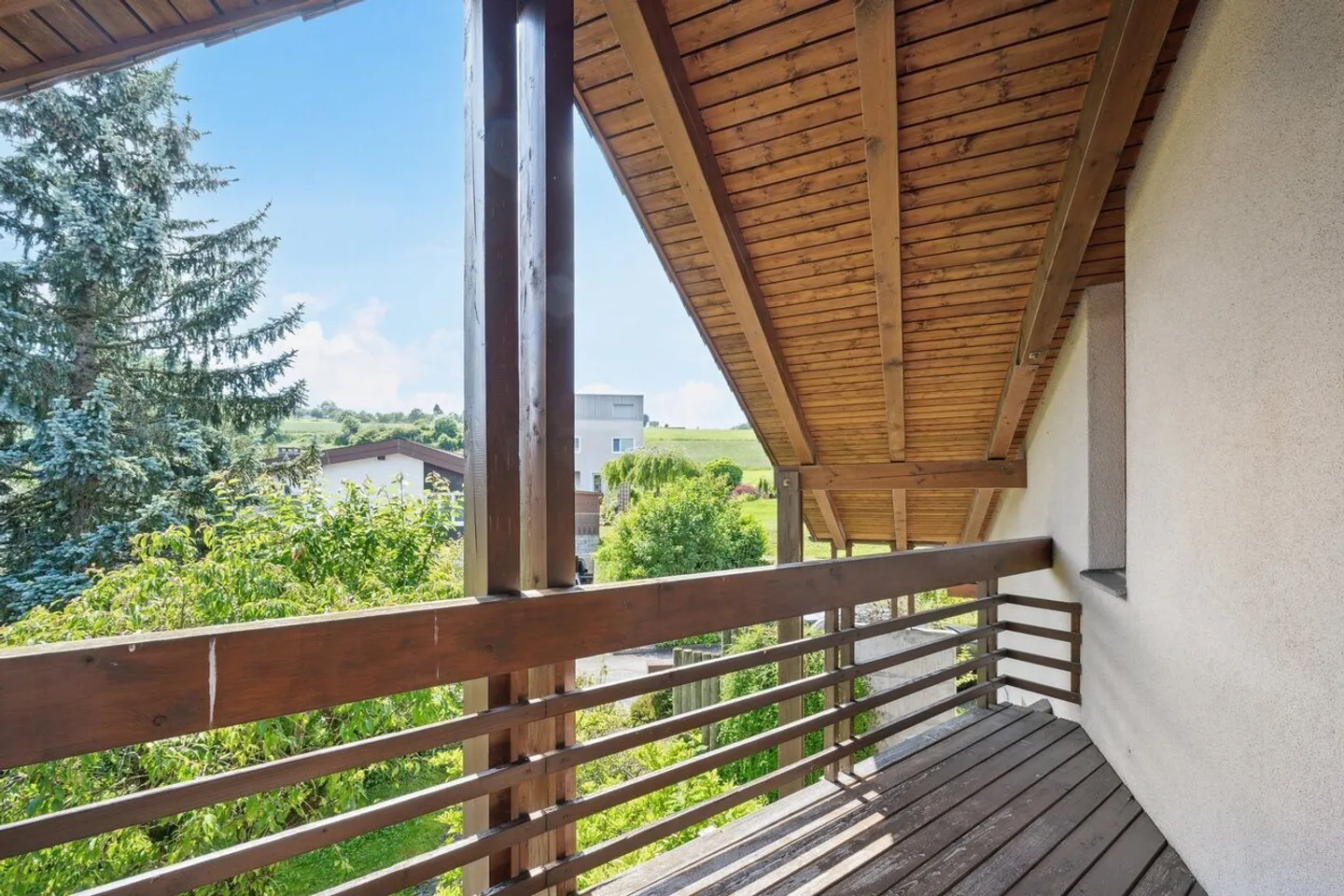 Ampia casa unifamiliare di 8,5 stanze a Muri – con appartamento indipendente e potenziale di ampliamento - Foto 6 di 13