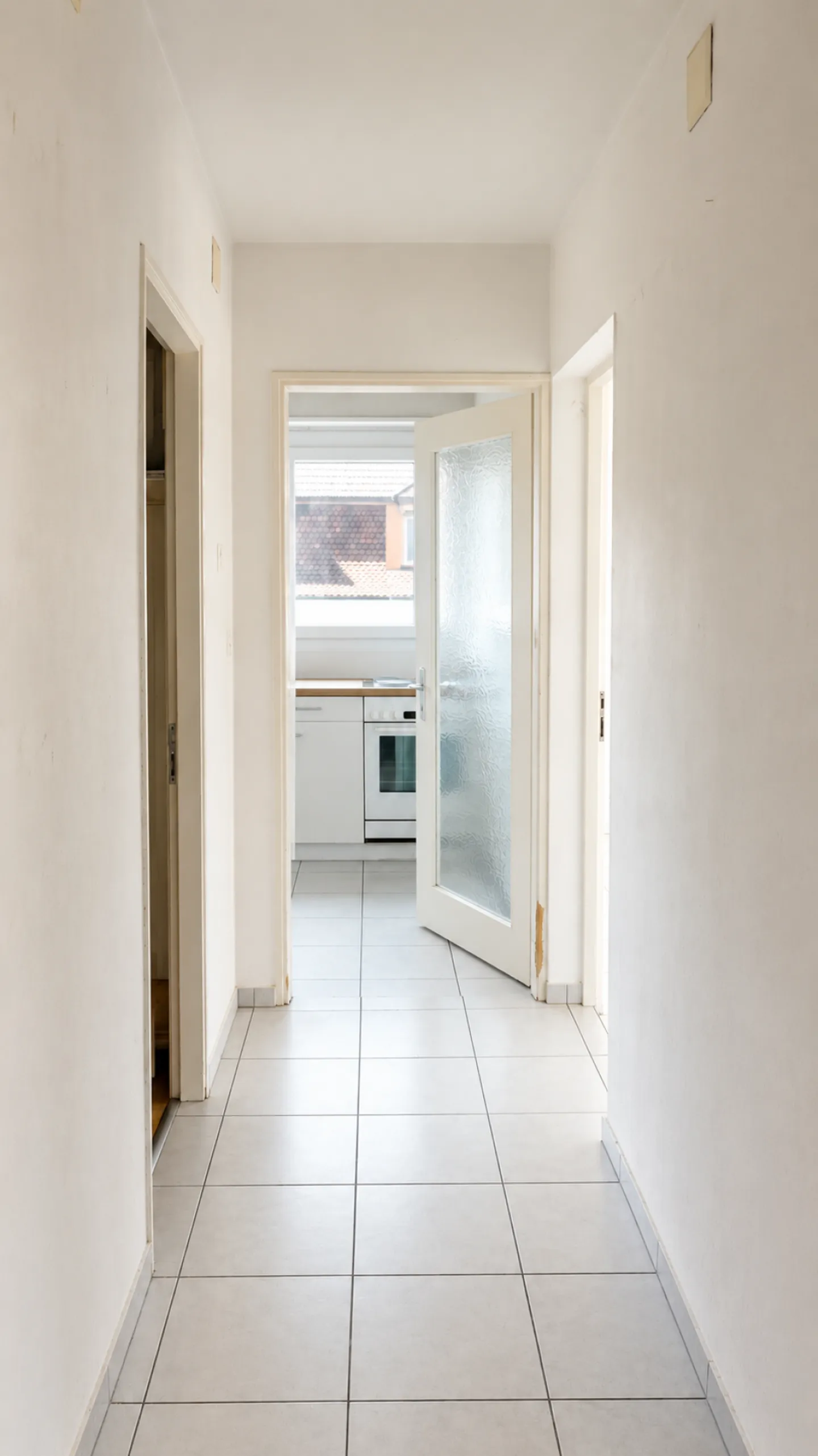 Bienne, 2-room apartment on the 3rd floor with elevator - Photo 2 of 2