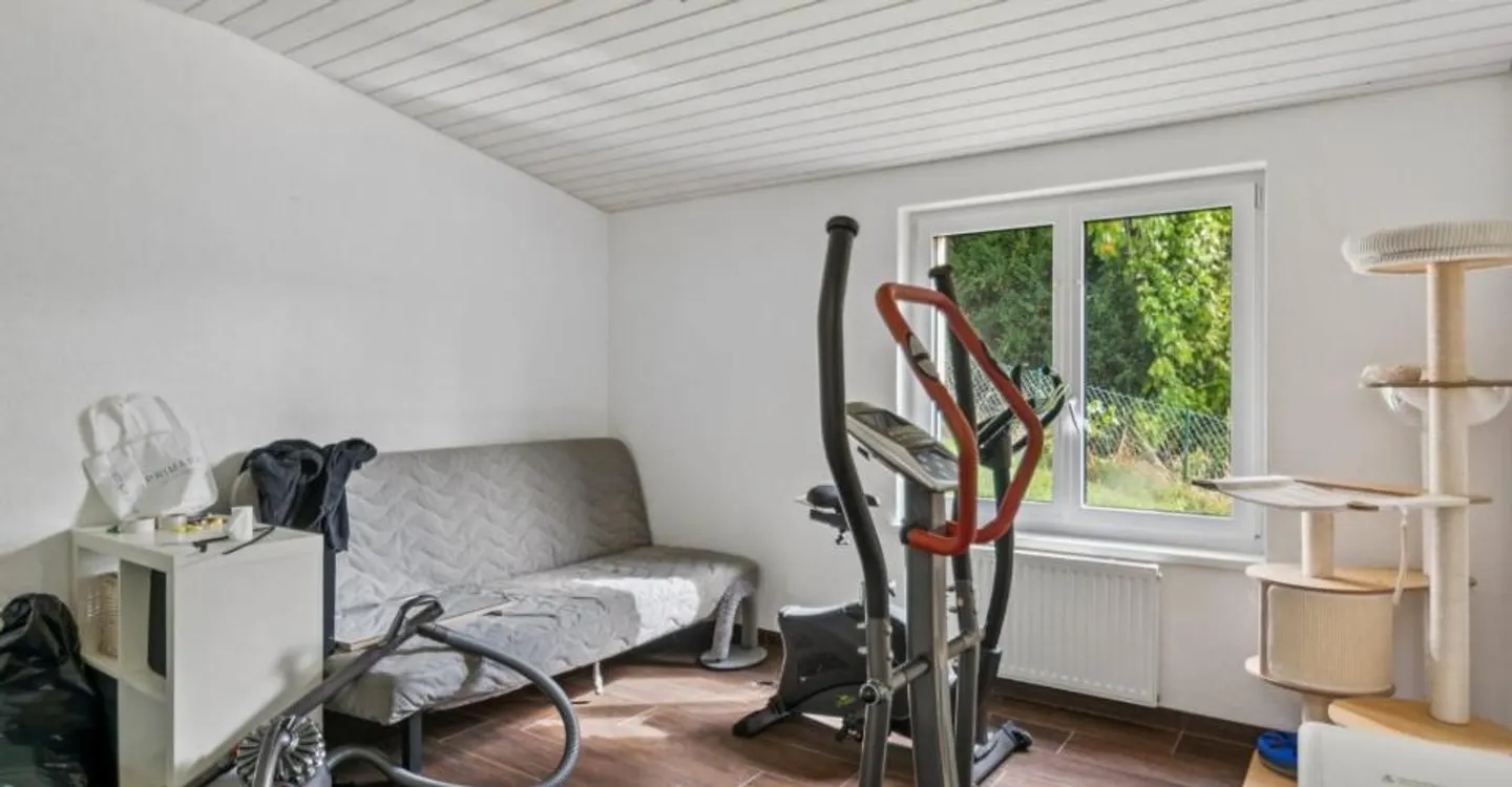 Superbe opportunité : Spacieux appartement  rénové en 2026 - Photo 8 of 12